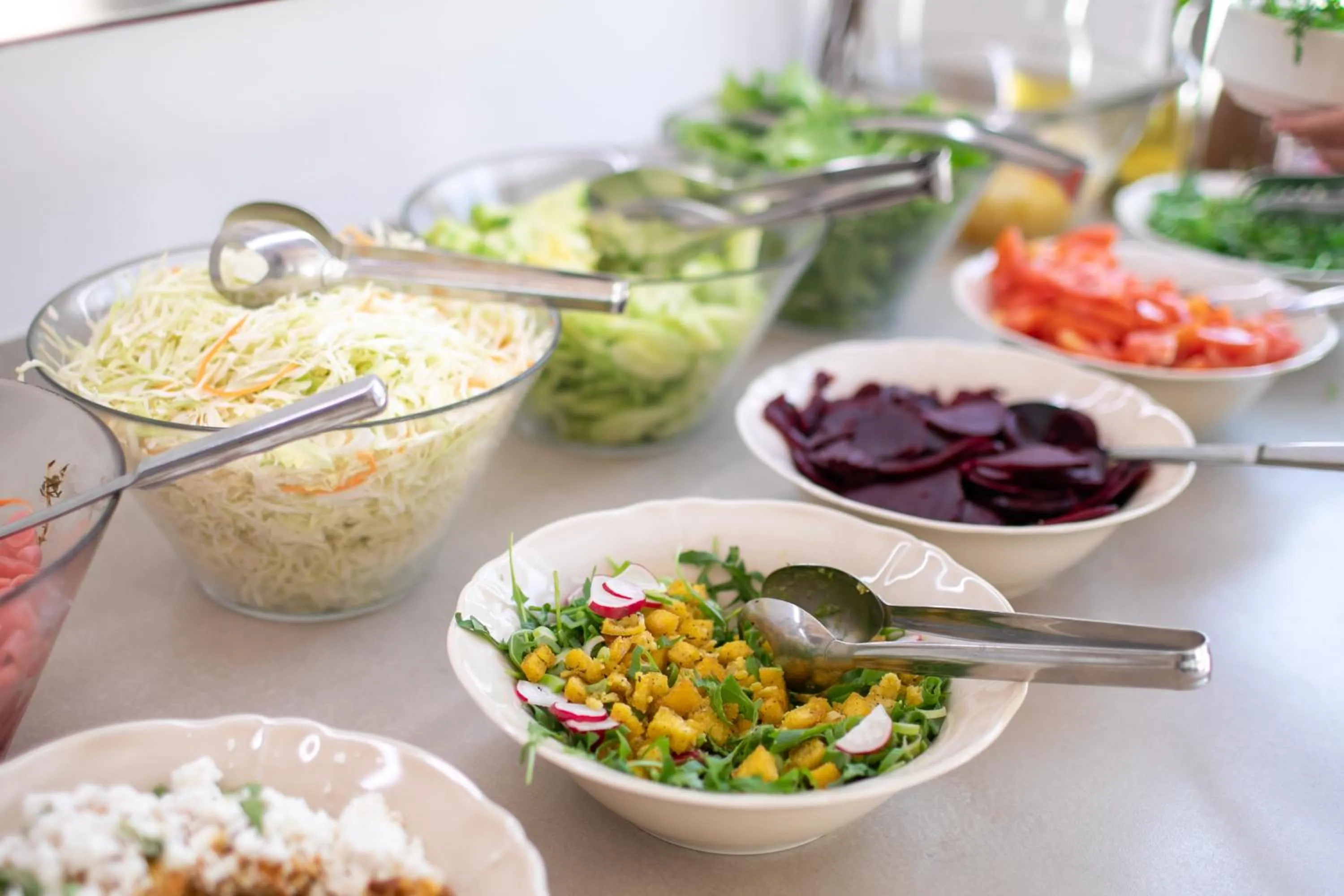 Restaurant/places to eat in Hotel Manora