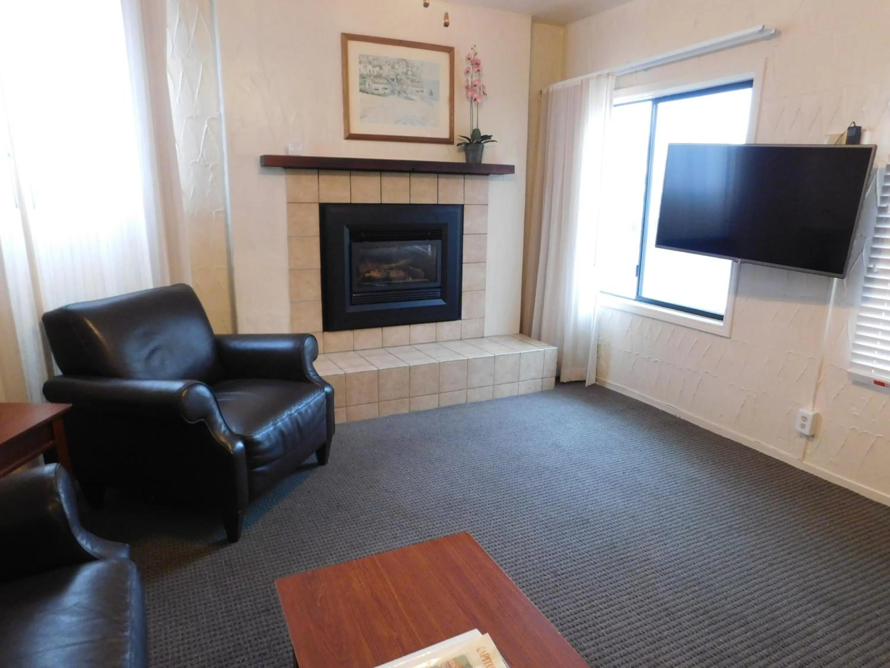 Living room in Capitola Venetian Vacation Rentals