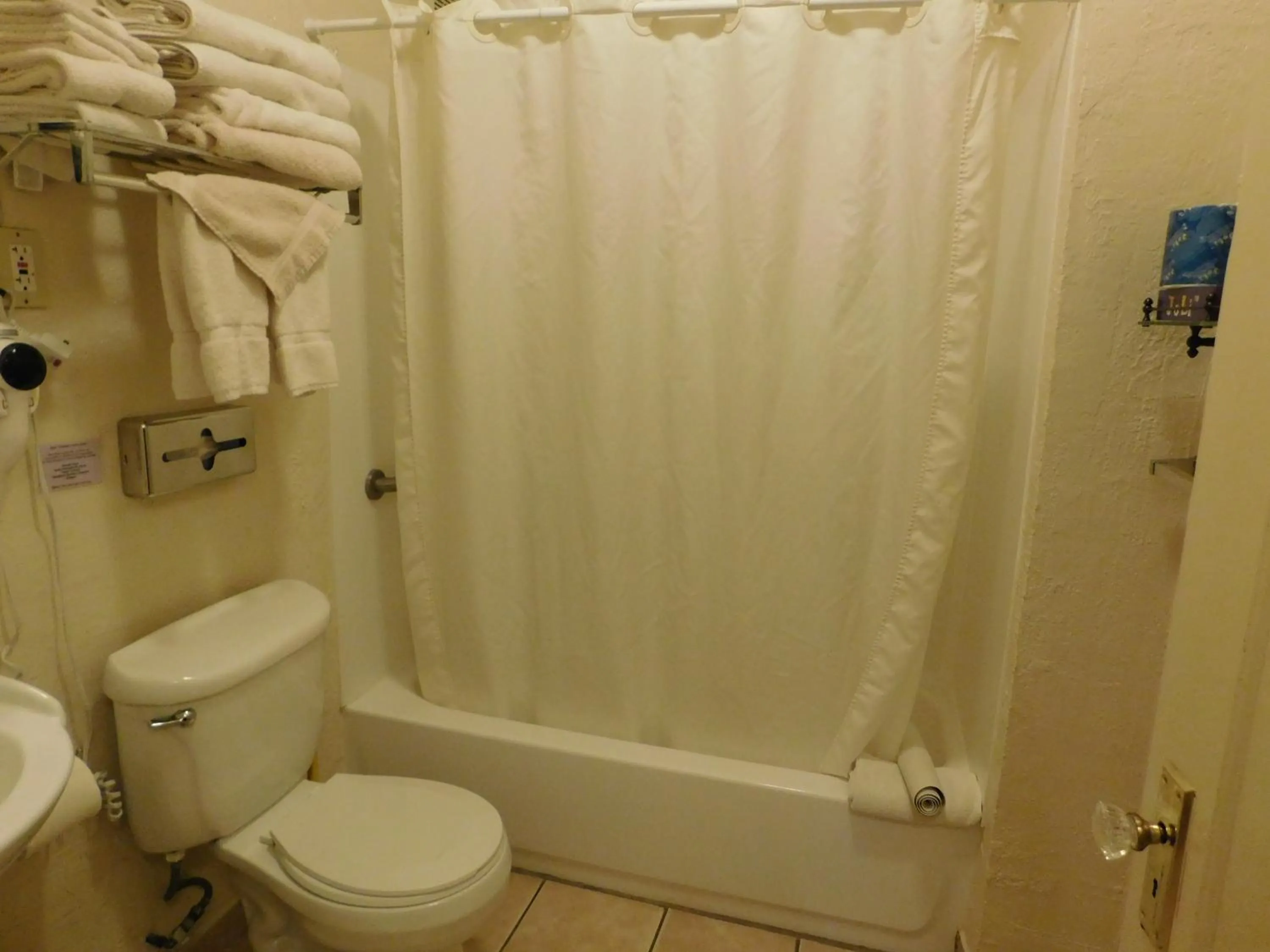 Bathroom in Capitola Venetian Vacation Rentals