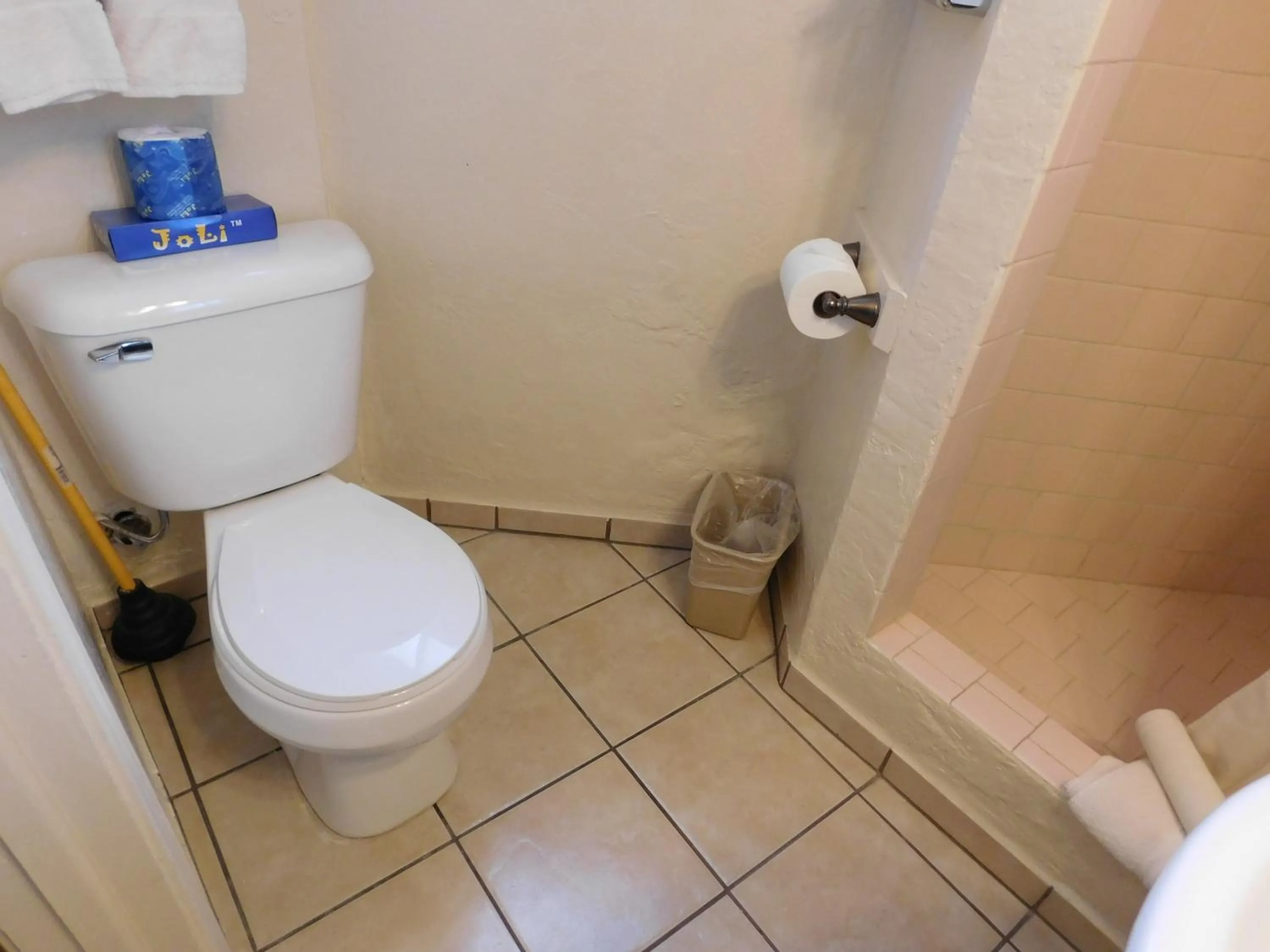 Bathroom in Capitola Venetian Vacation Rentals