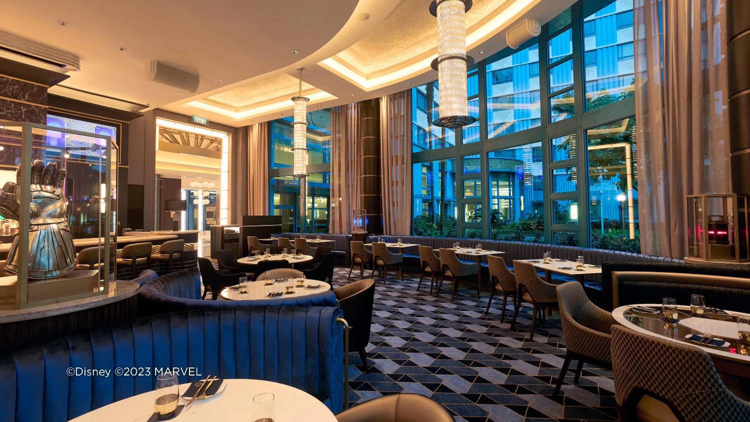 Restaurant/places to eat in Disney's Hollywood Hotel