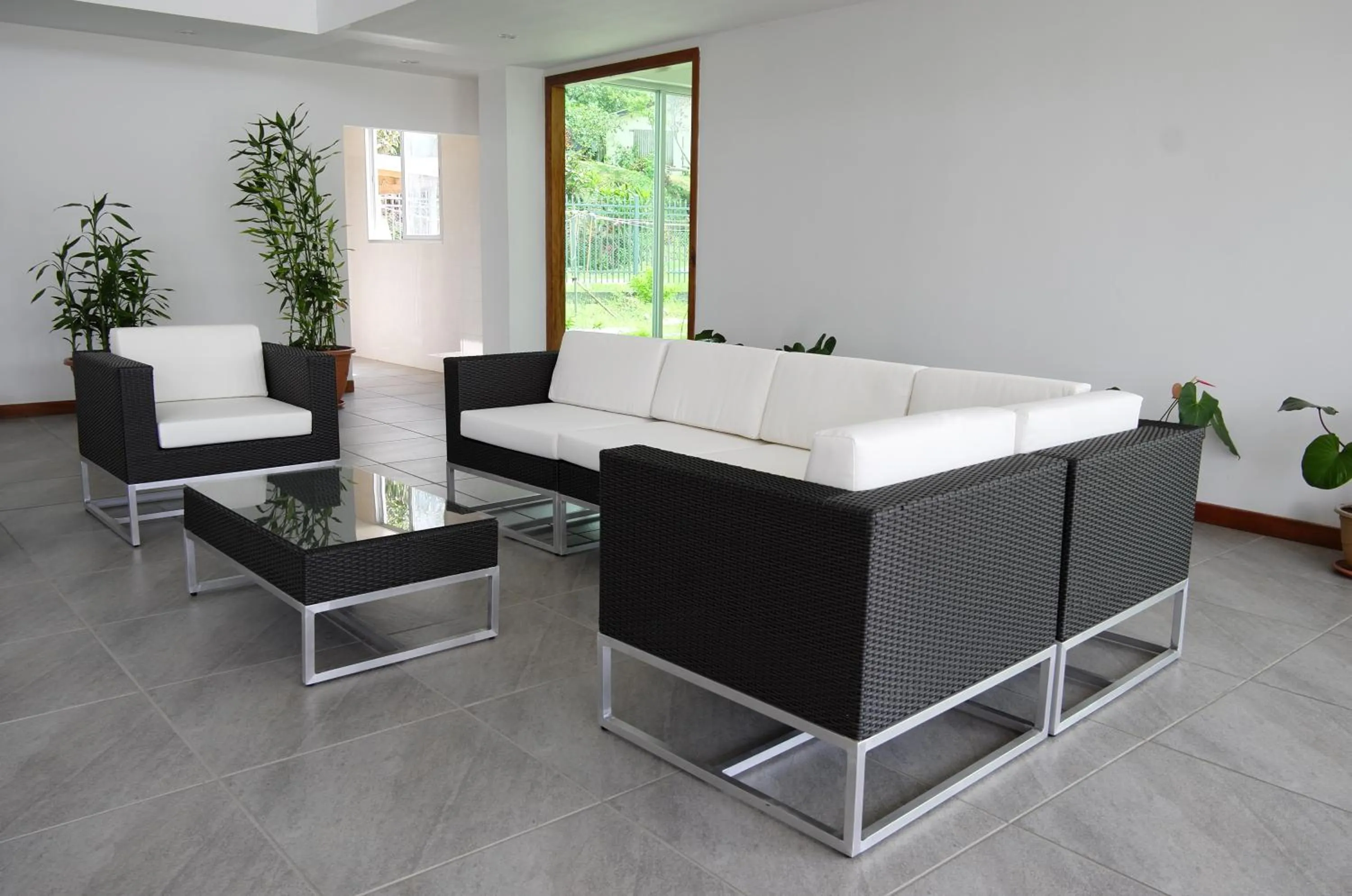 Lobby or reception in Luganvilla Business Hotel and Restaurant