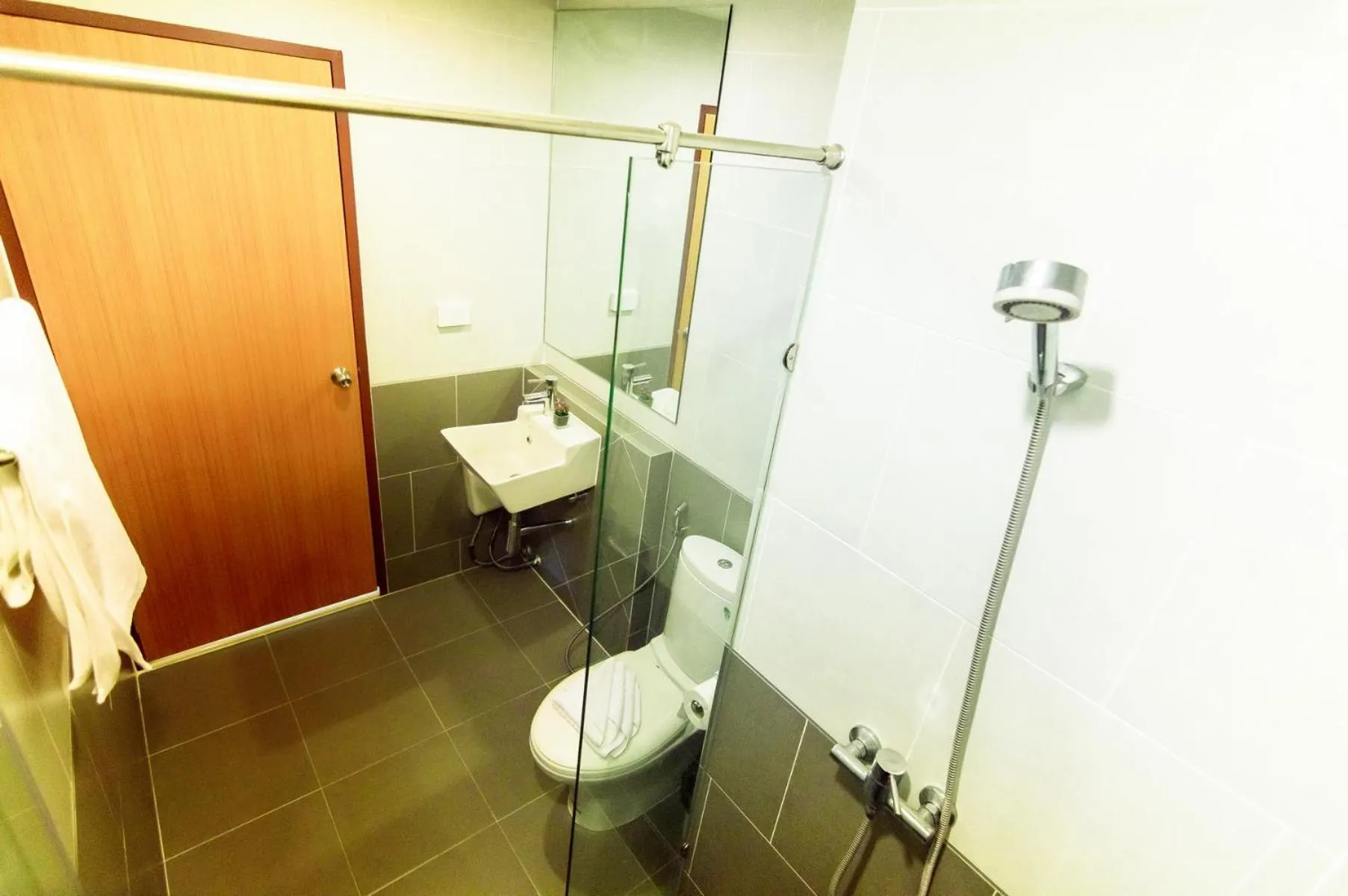 Toilet in G Residence