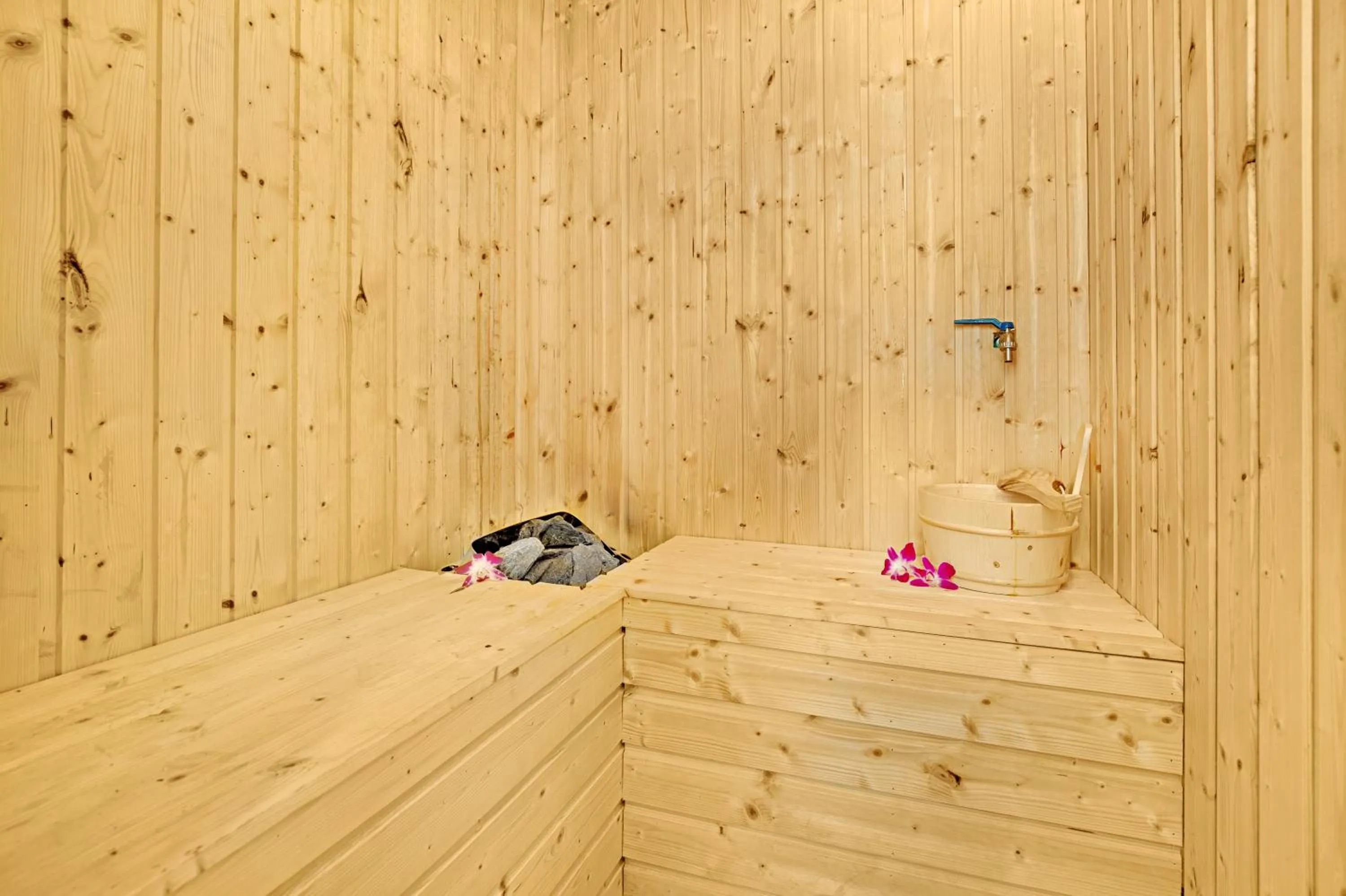 Steam room in Yarra Ocean Suites Danang