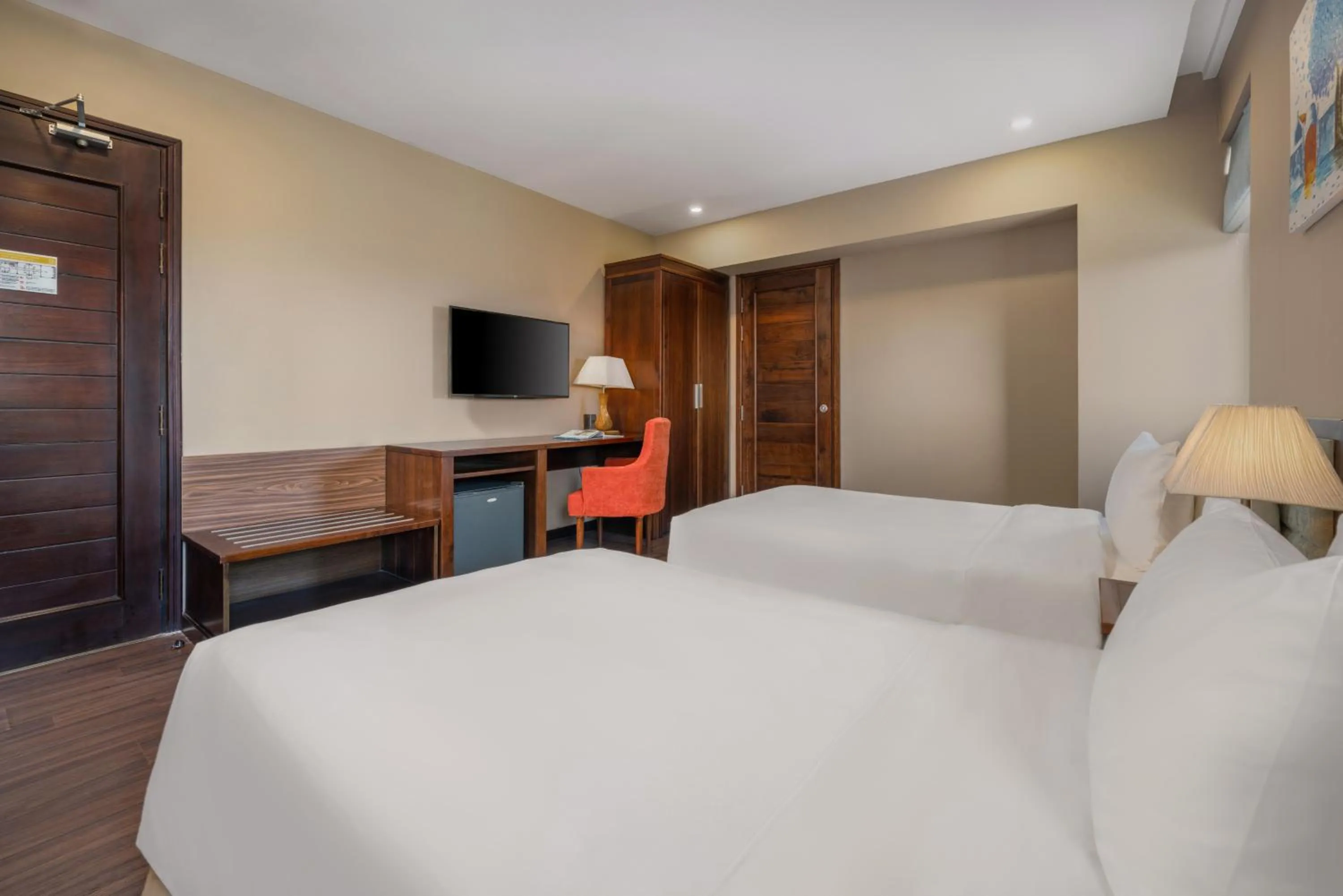 Bed in Yarra Ocean Suites Danang