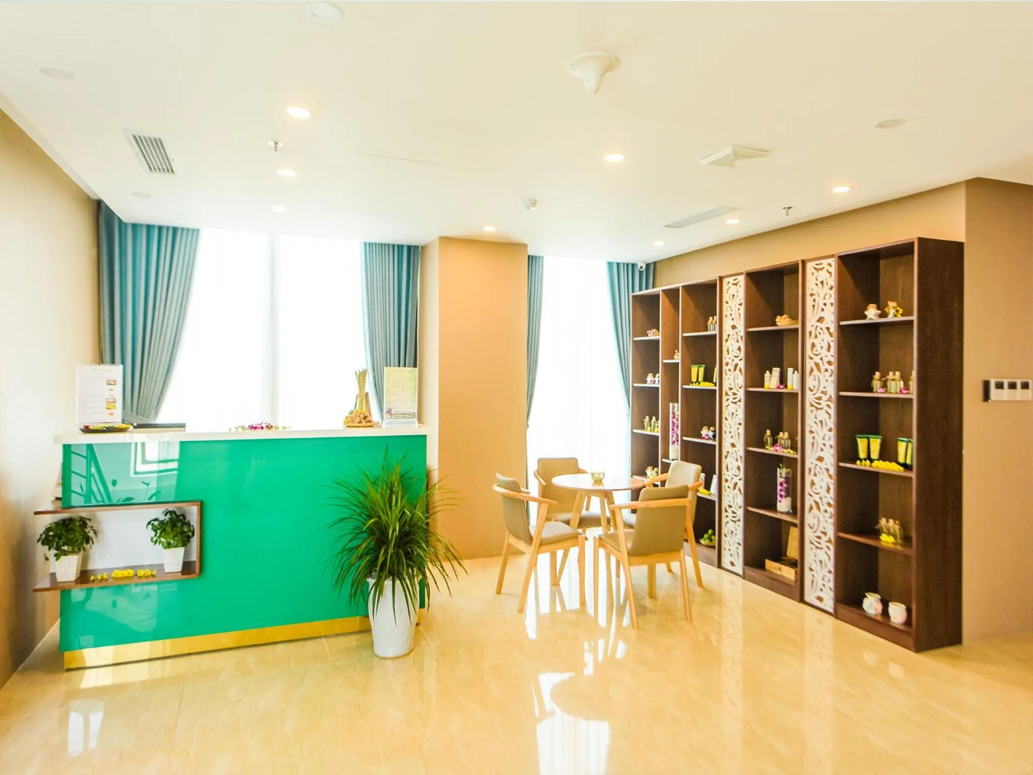 Spa and wellness centre/facilities in Yarra Ocean Suites Danang