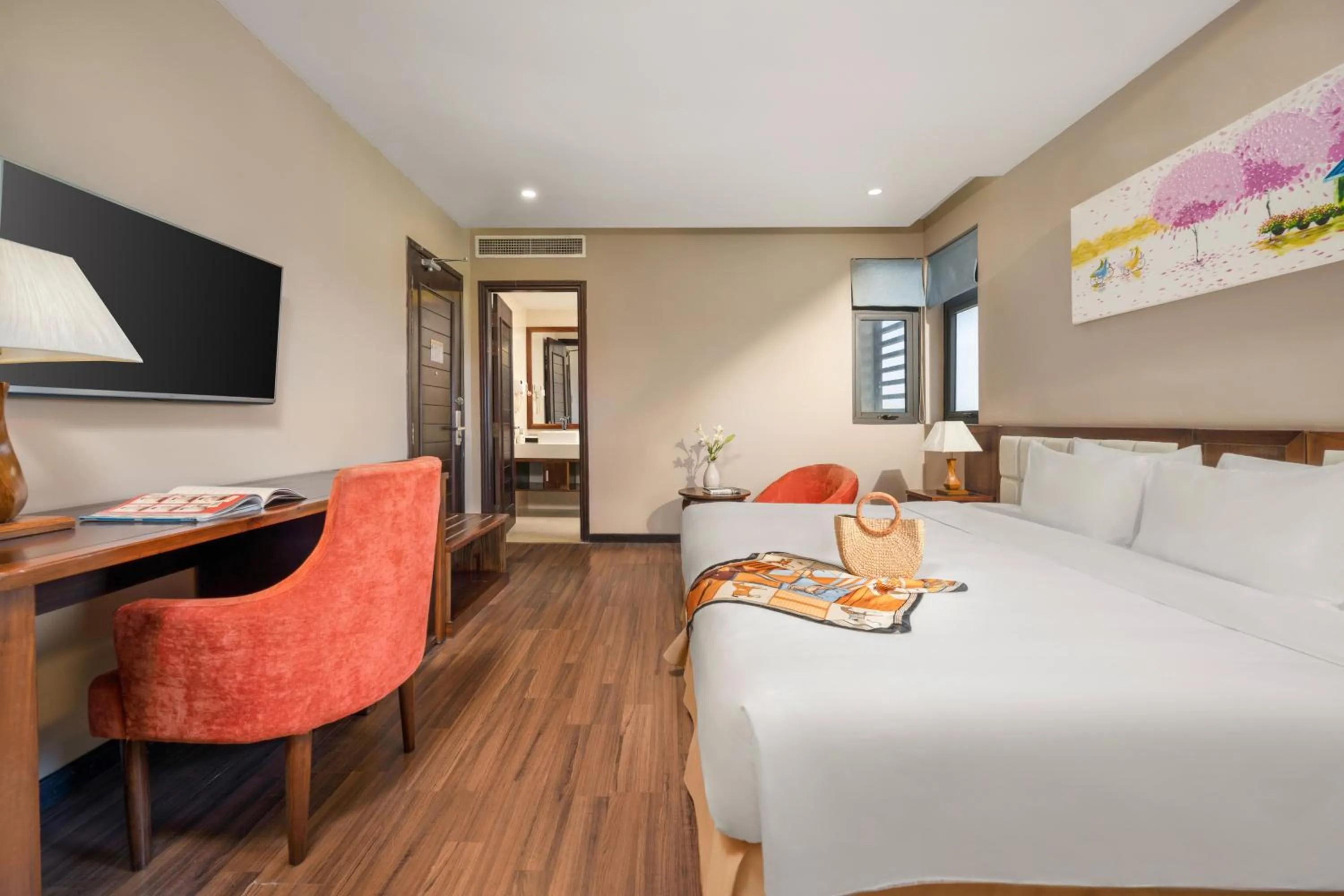 Bed in Yarra Ocean Suites Danang