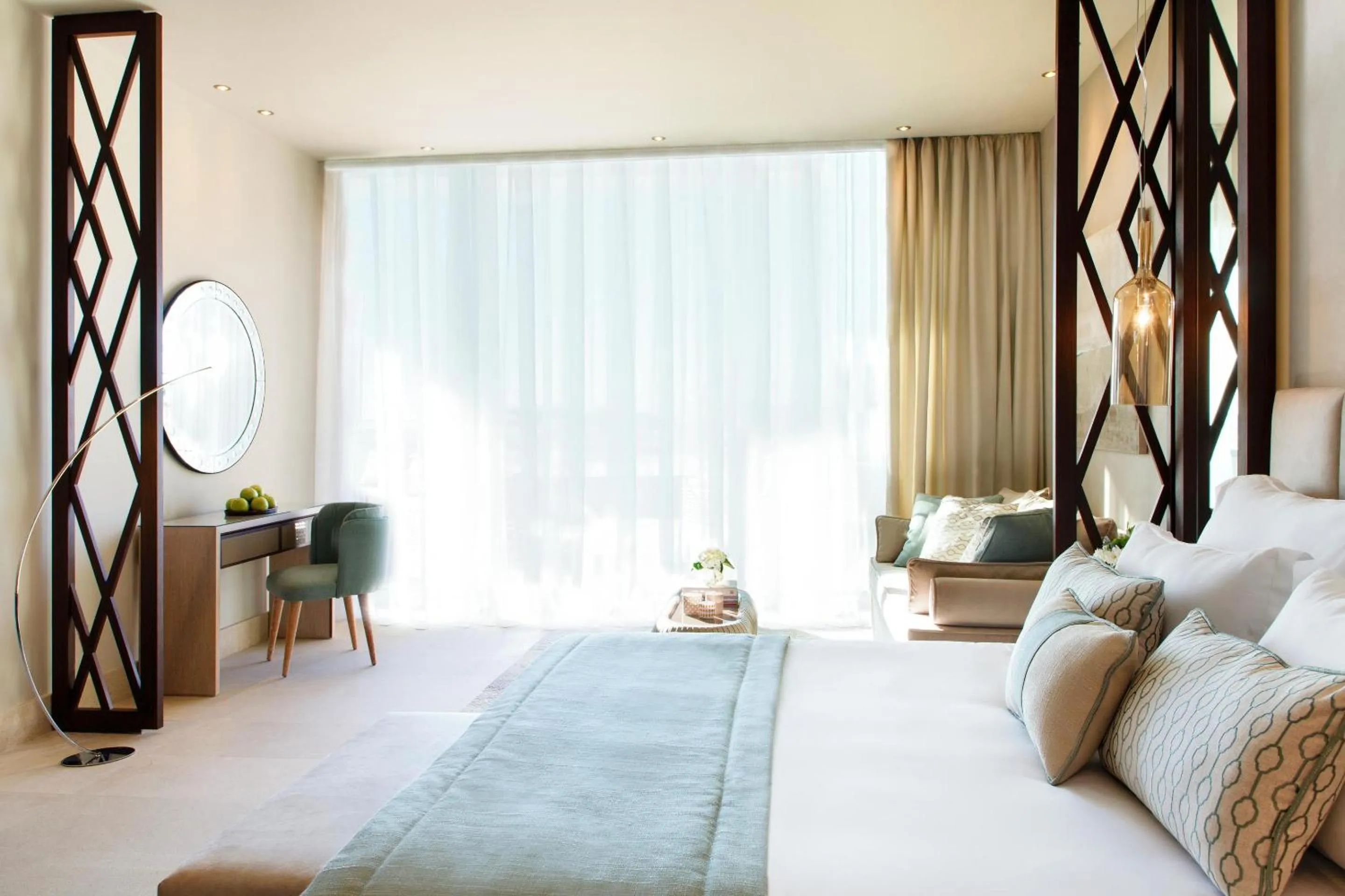 Photo of the whole room, Bed in Sani Dunes