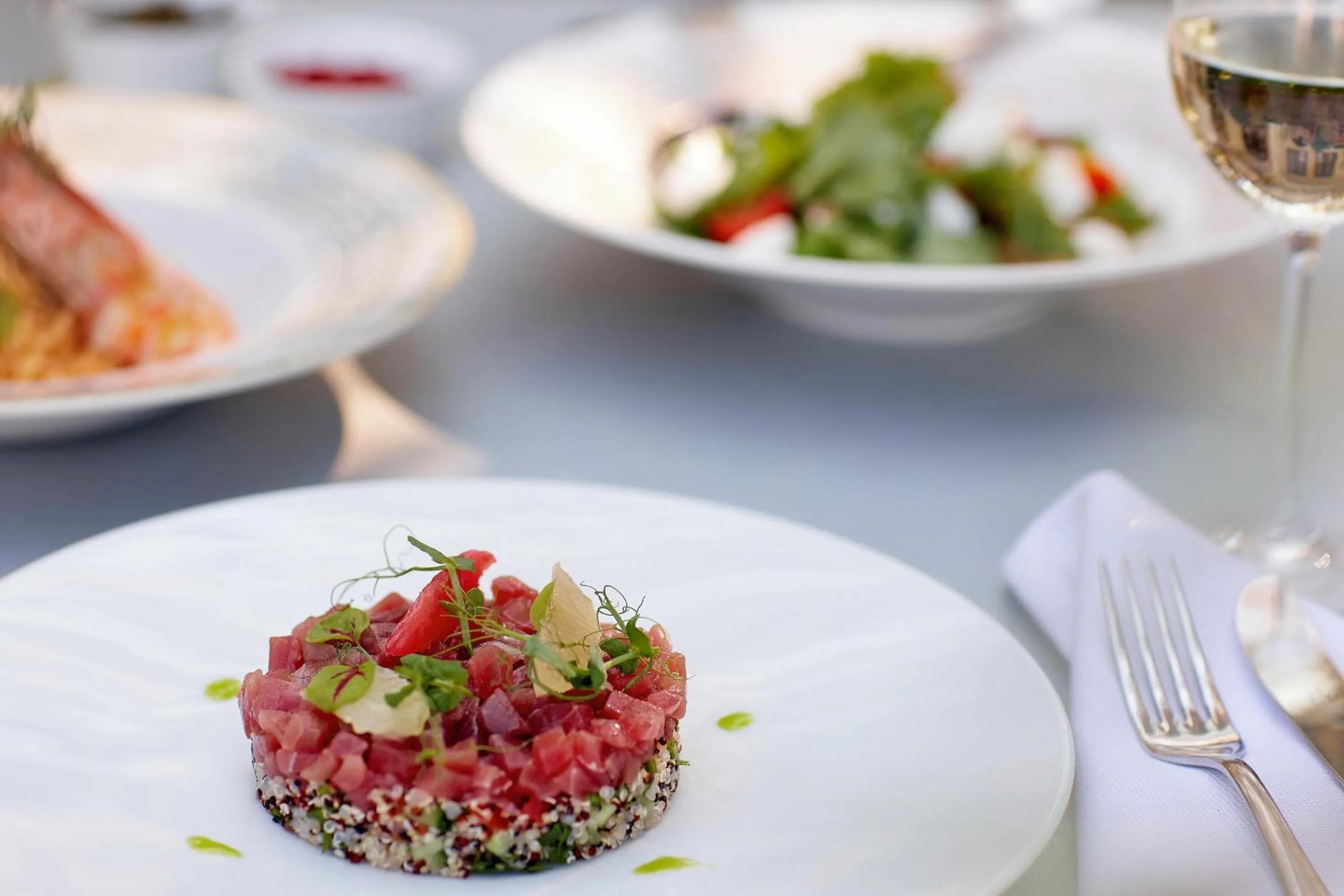 Restaurant/places to eat in Sani Dunes