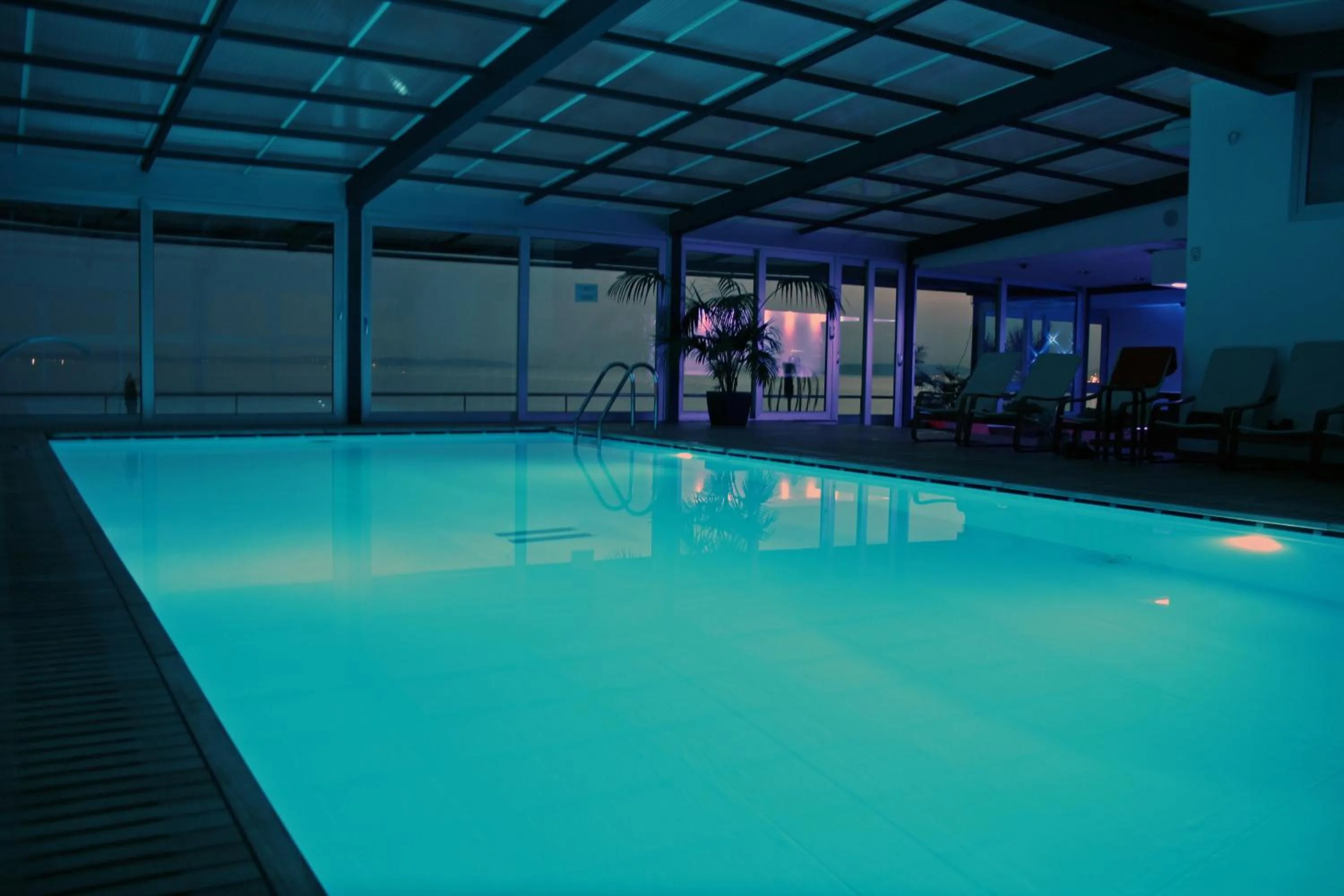 Pool view in Hotel San Antonio