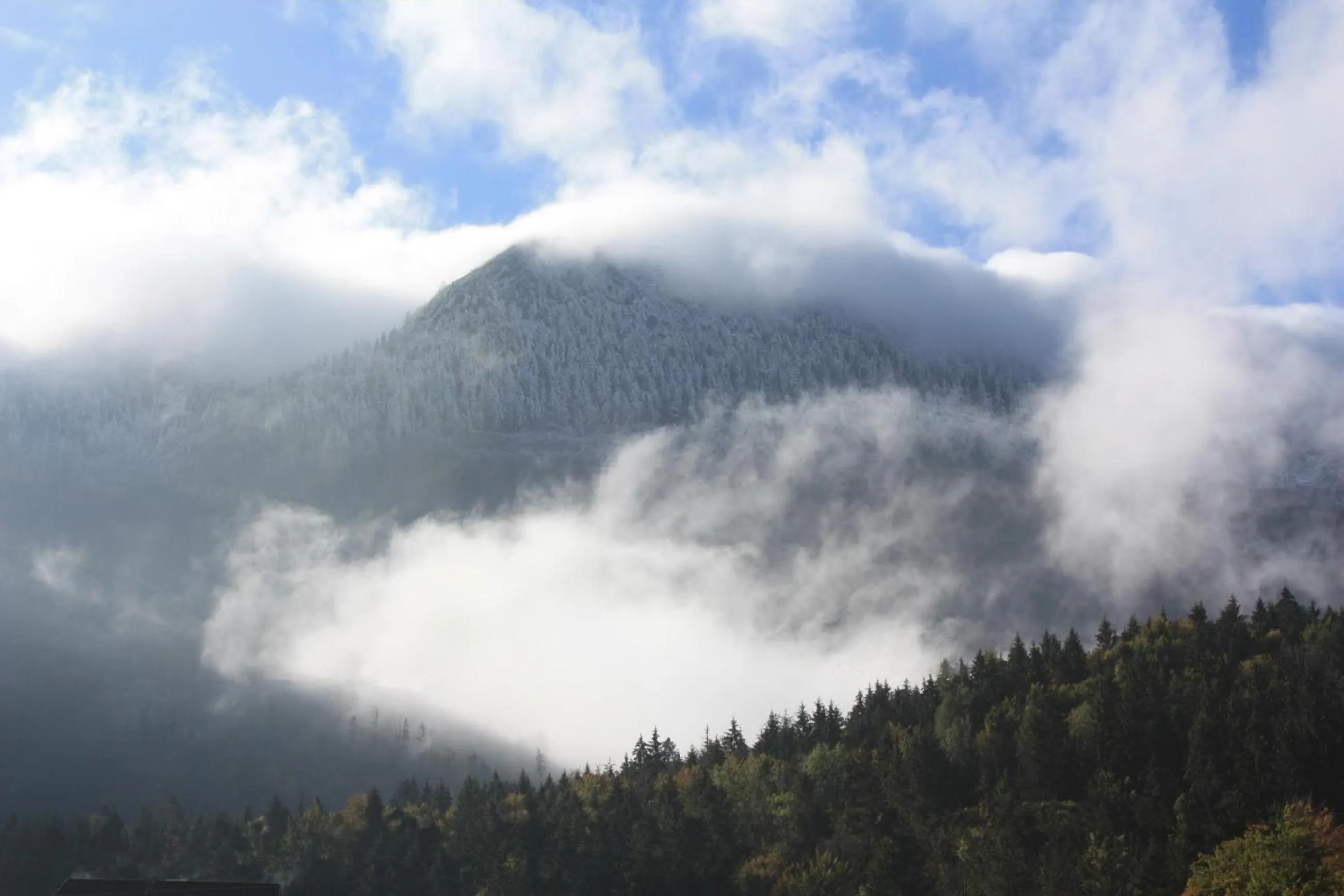 Mountain view in Landlust Ischl