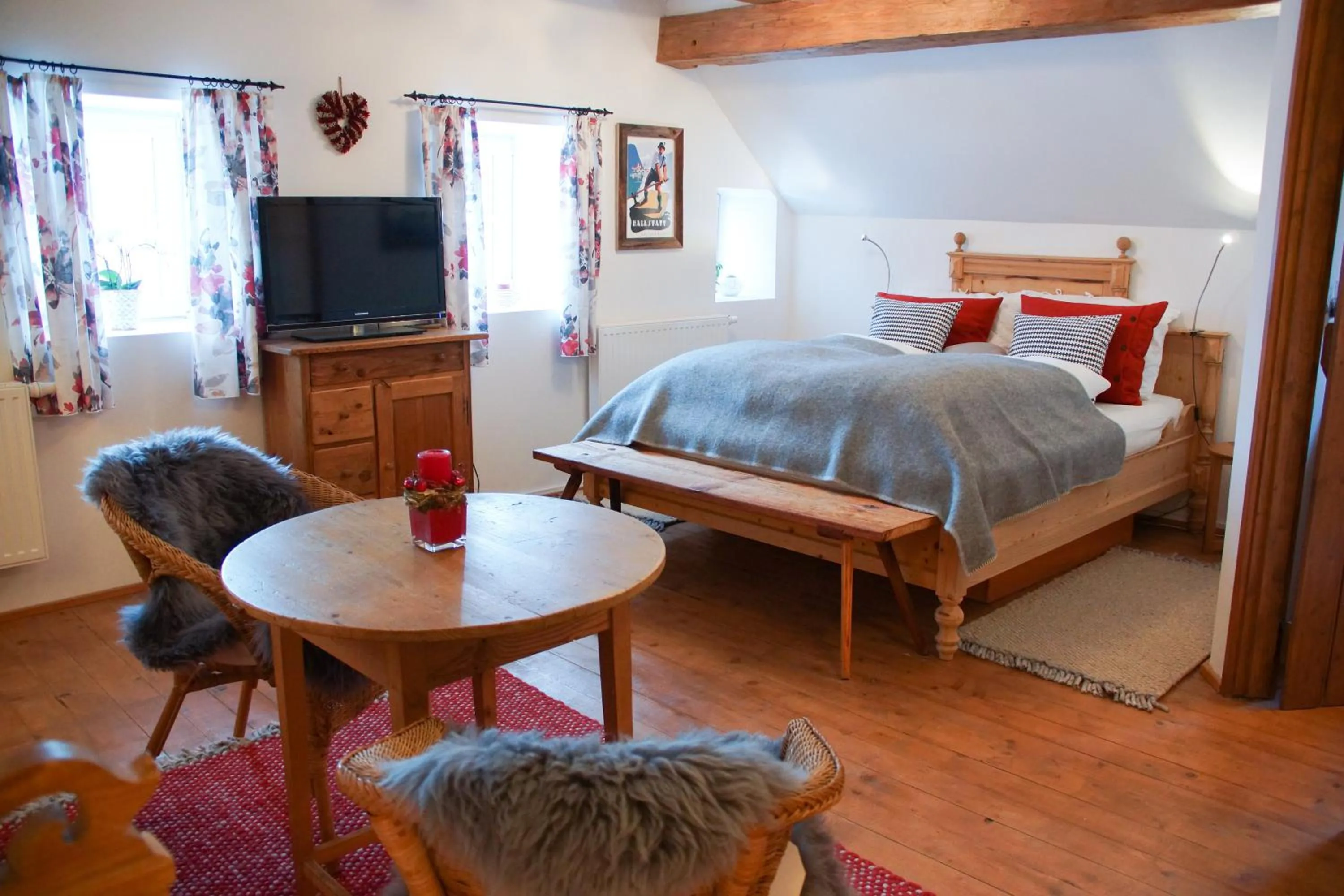 Photo of the whole room, Bed in Landlust Ischl