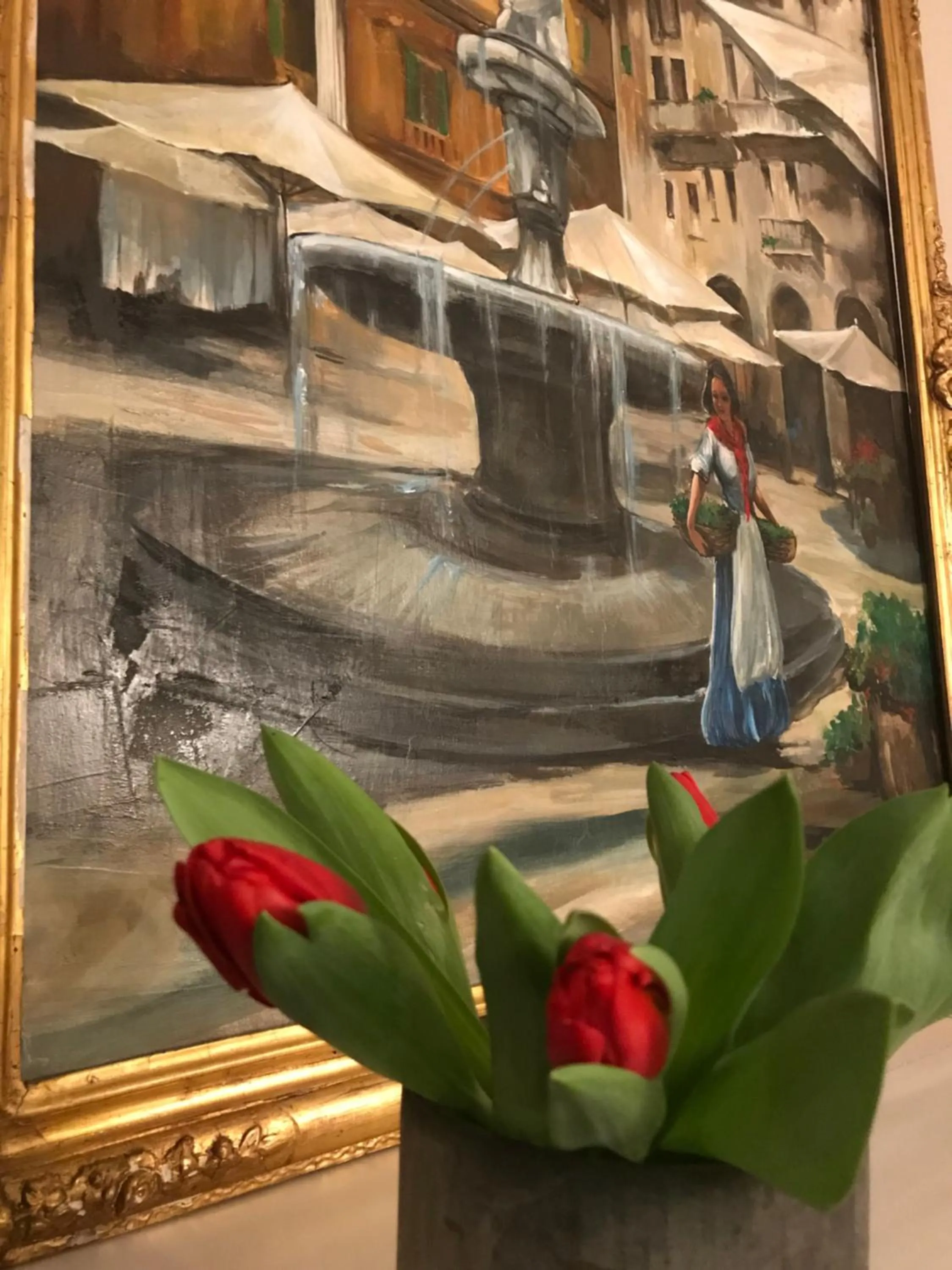 Decorative detail in Fleur Blanche