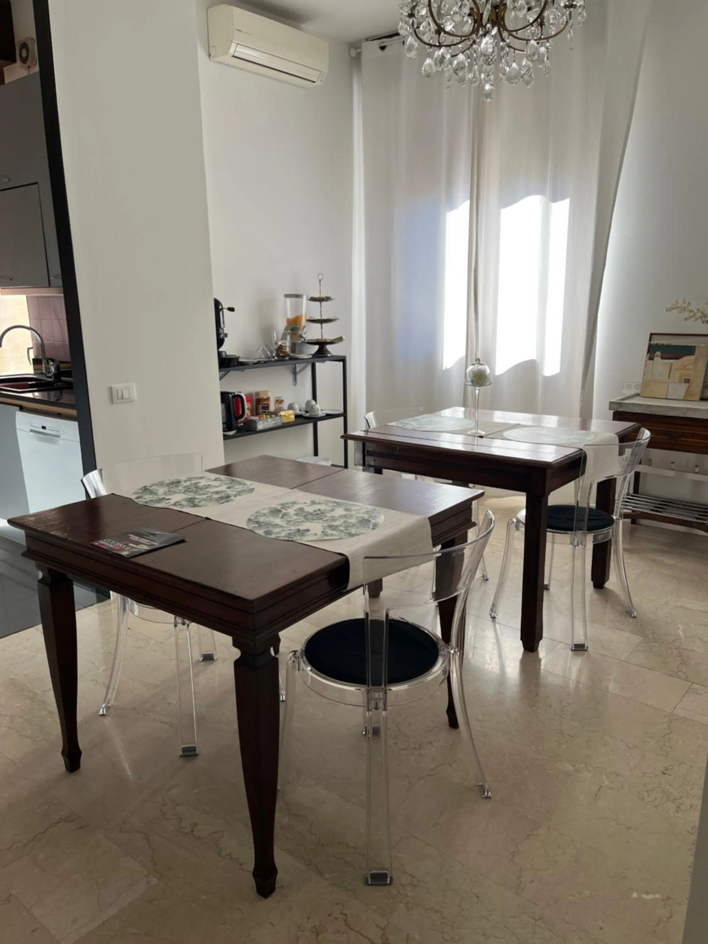 Kitchen or kitchenette in Fleur Blanche