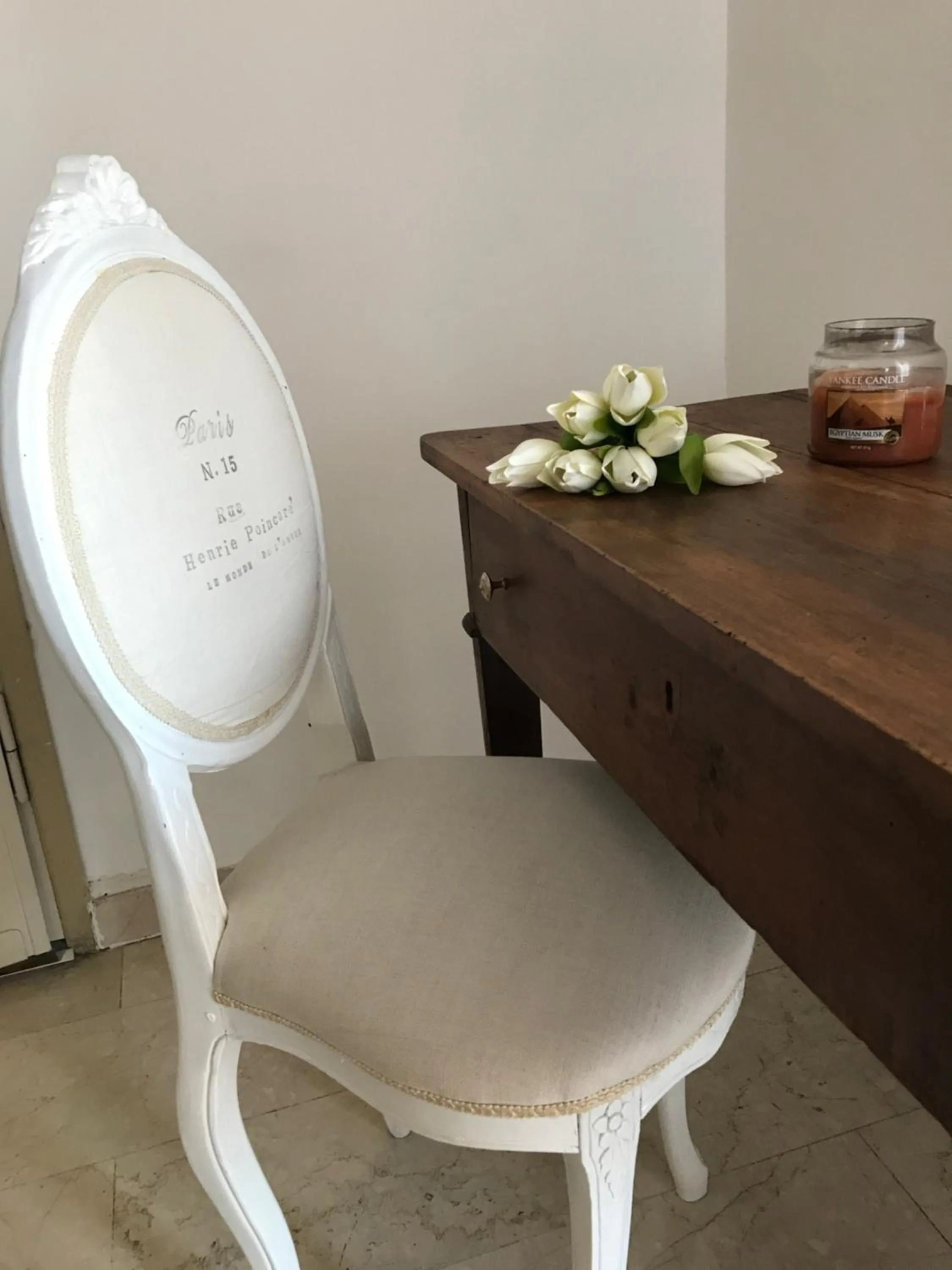 hair dresser in Fleur Blanche