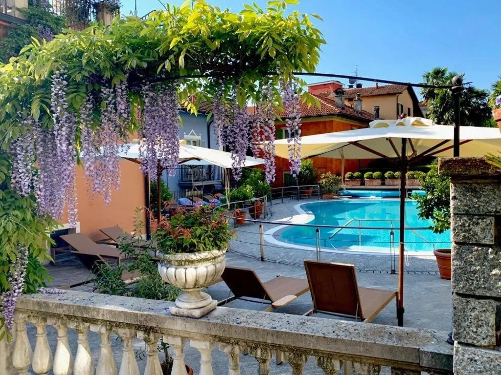 Pool view in Hotel Cannero