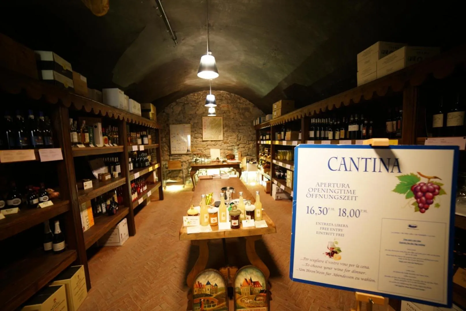 Restaurant/places to eat in Hotel Cannero