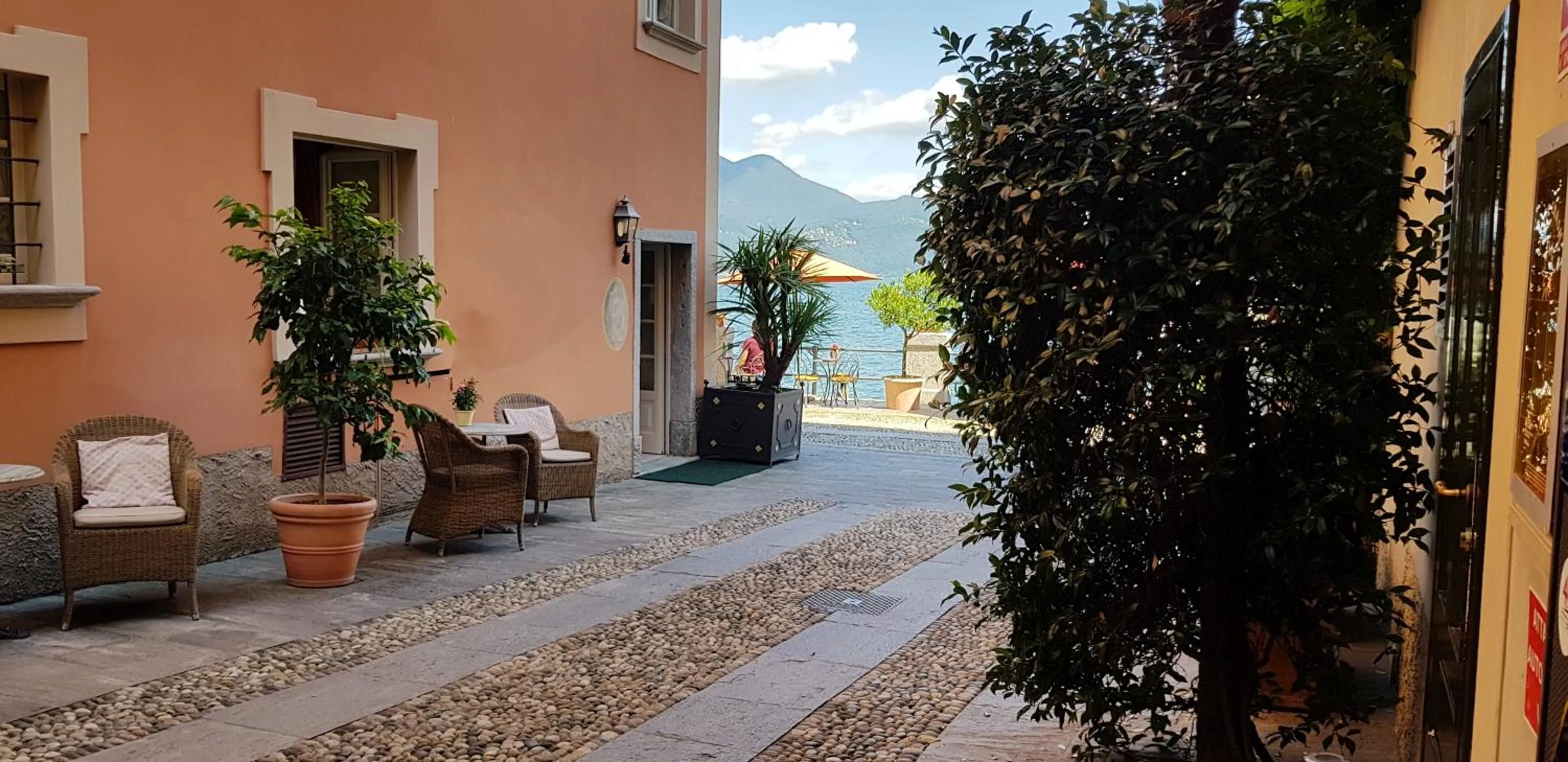 Property building in Hotel Cannero