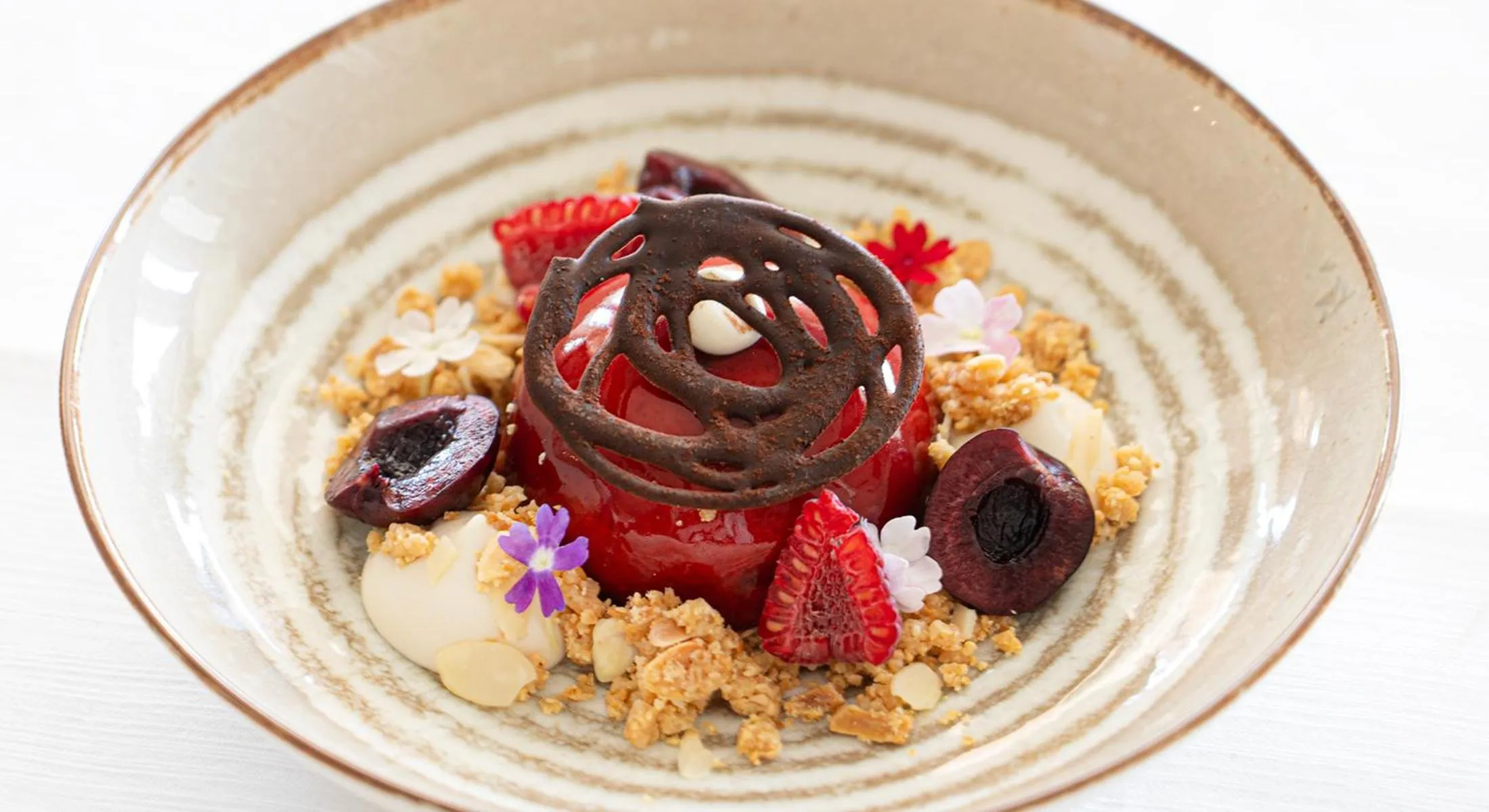 Restaurant/places to eat in Hotel Cannero