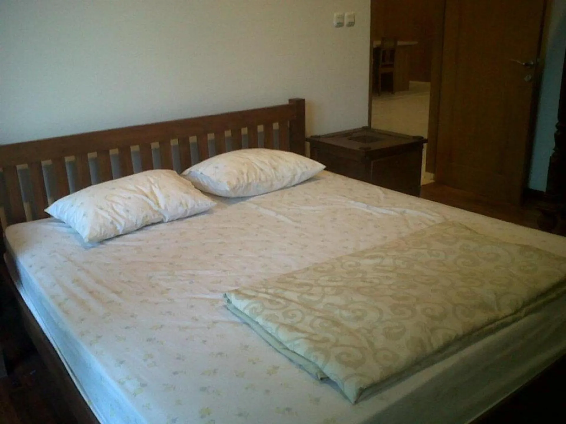 Bed in Ronia Mountain Villa Lembang