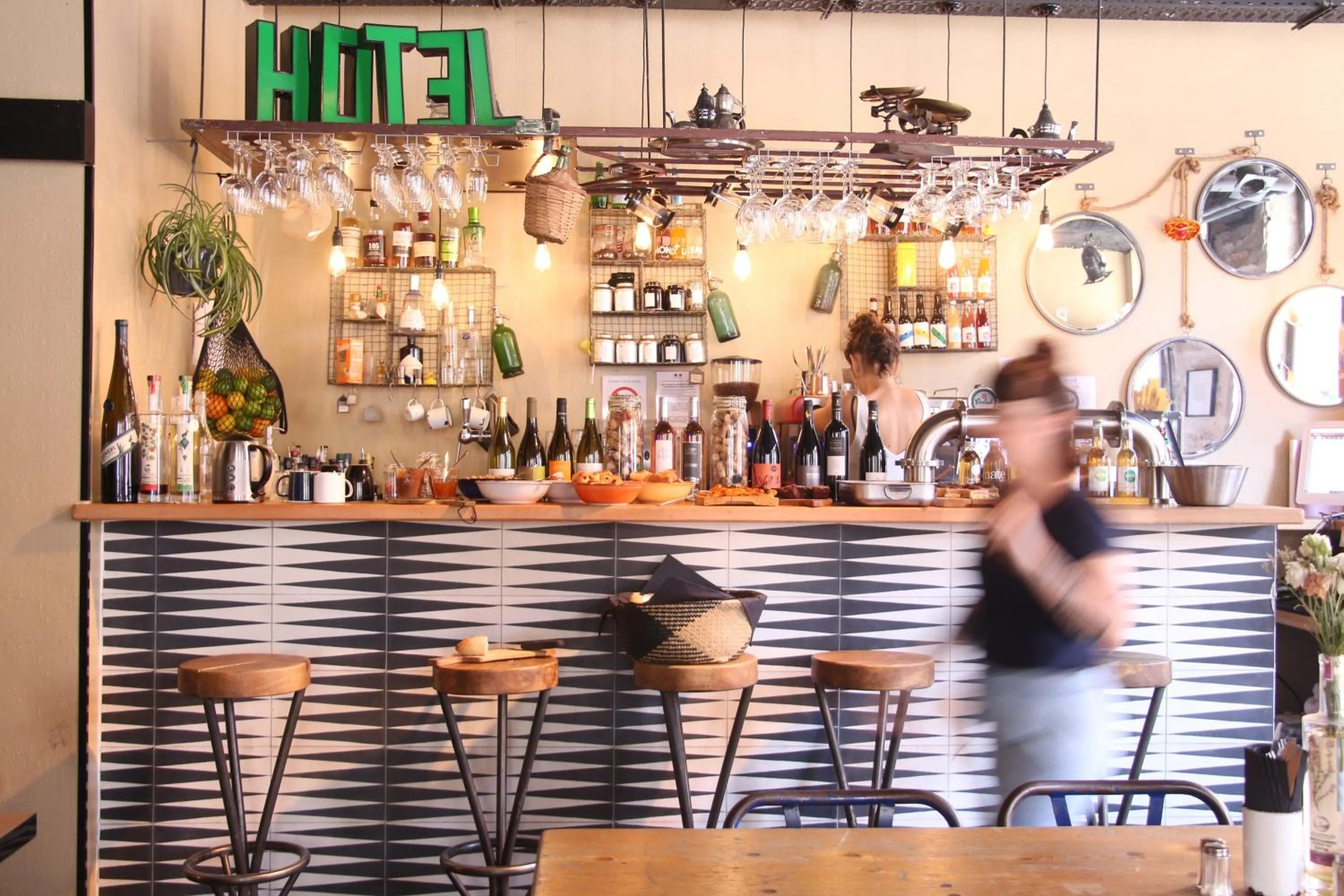 Restaurant/places to eat in HO36 Hostel Lyon