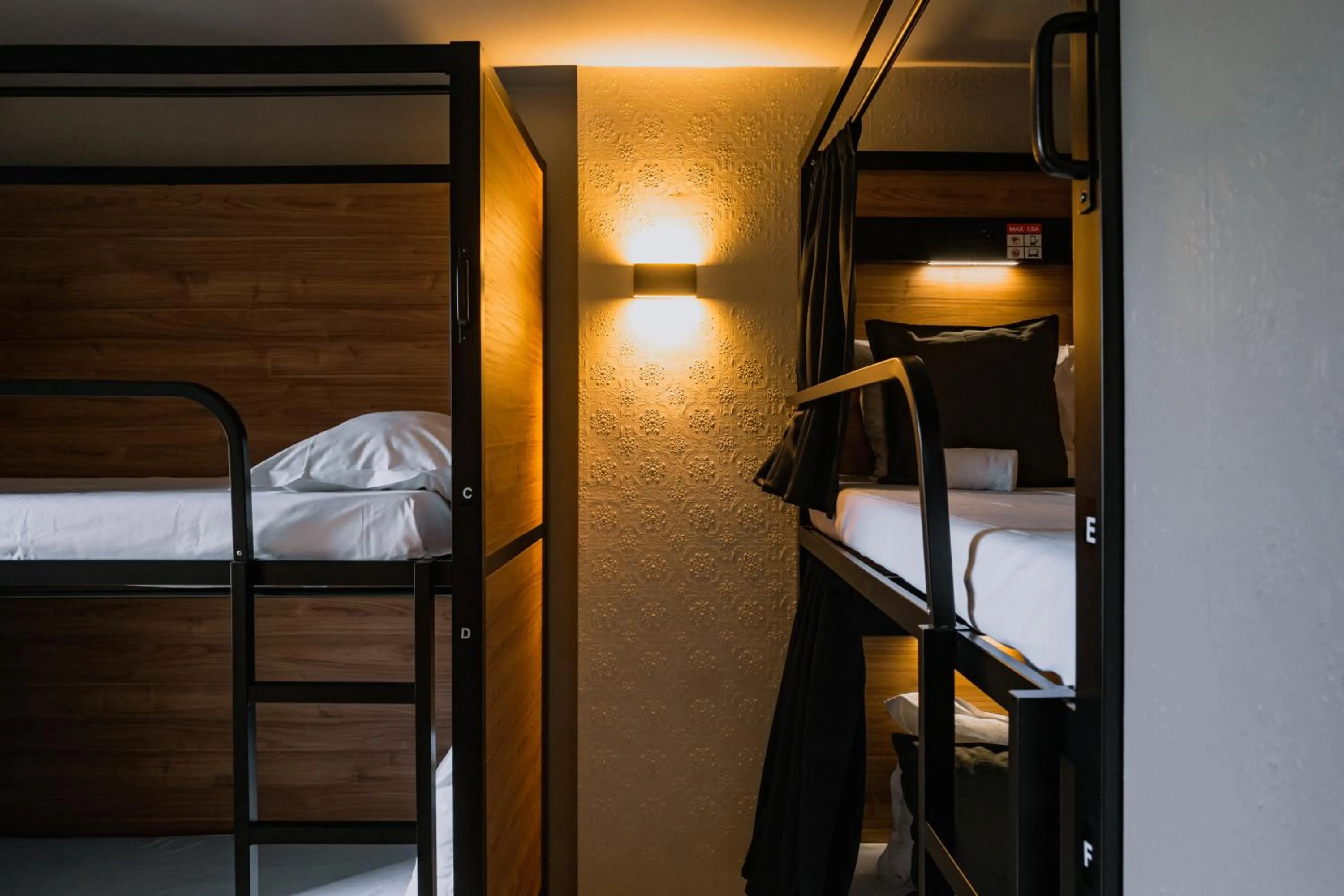 bunk bed, Bed in HO36 Hostel Lyon