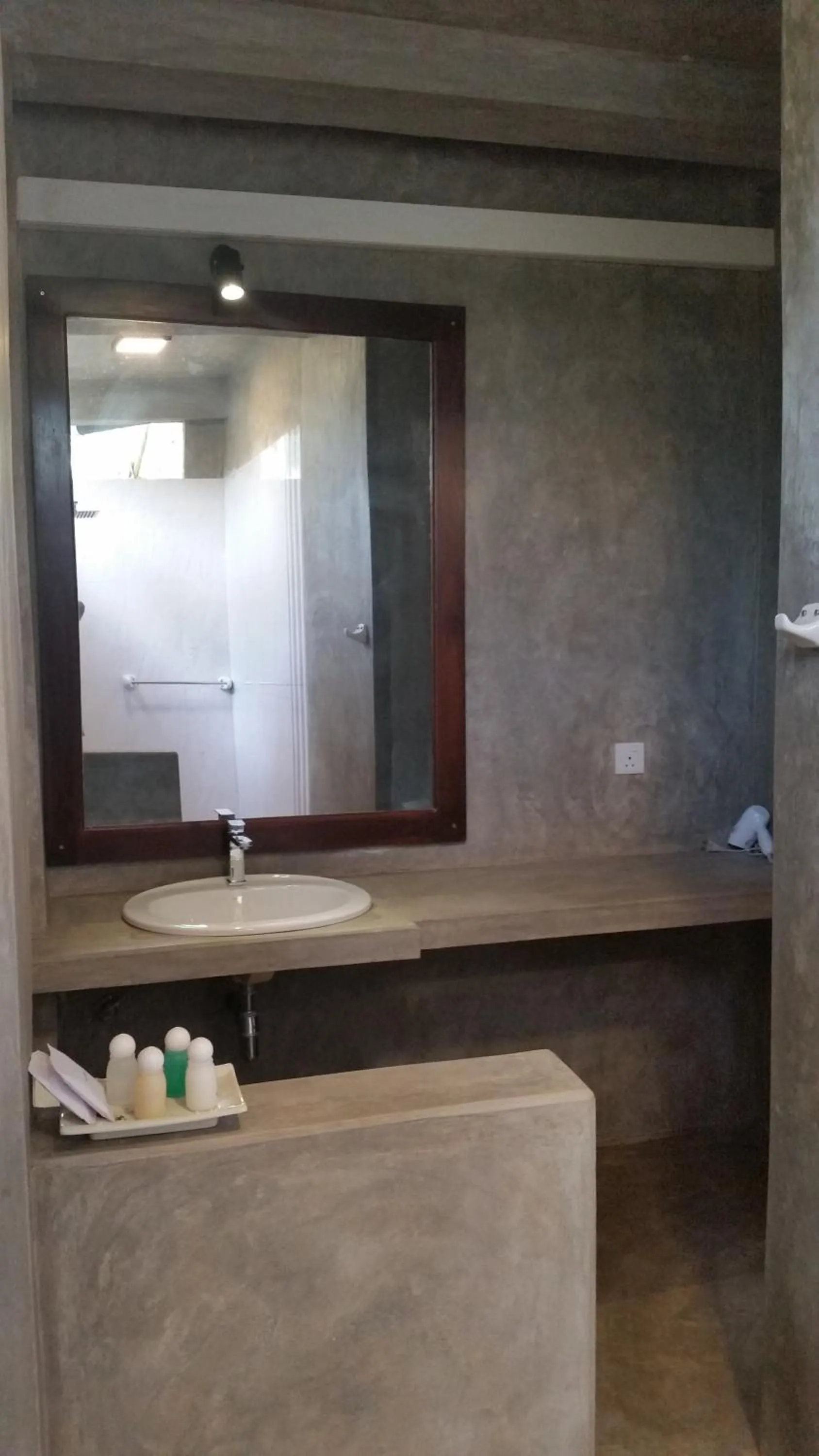 Bathroom in Kutumbaya