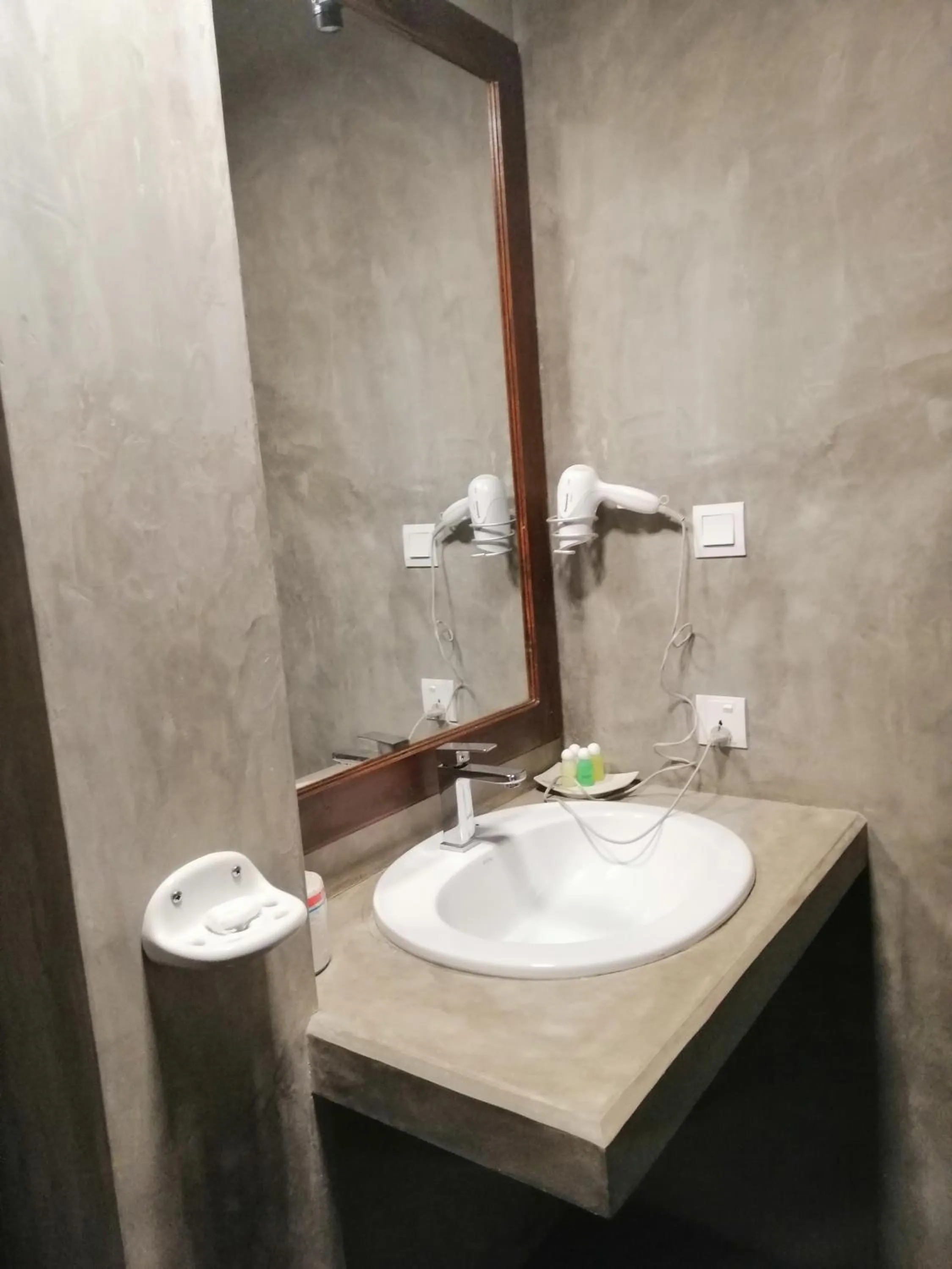 Bathroom in Kutumbaya