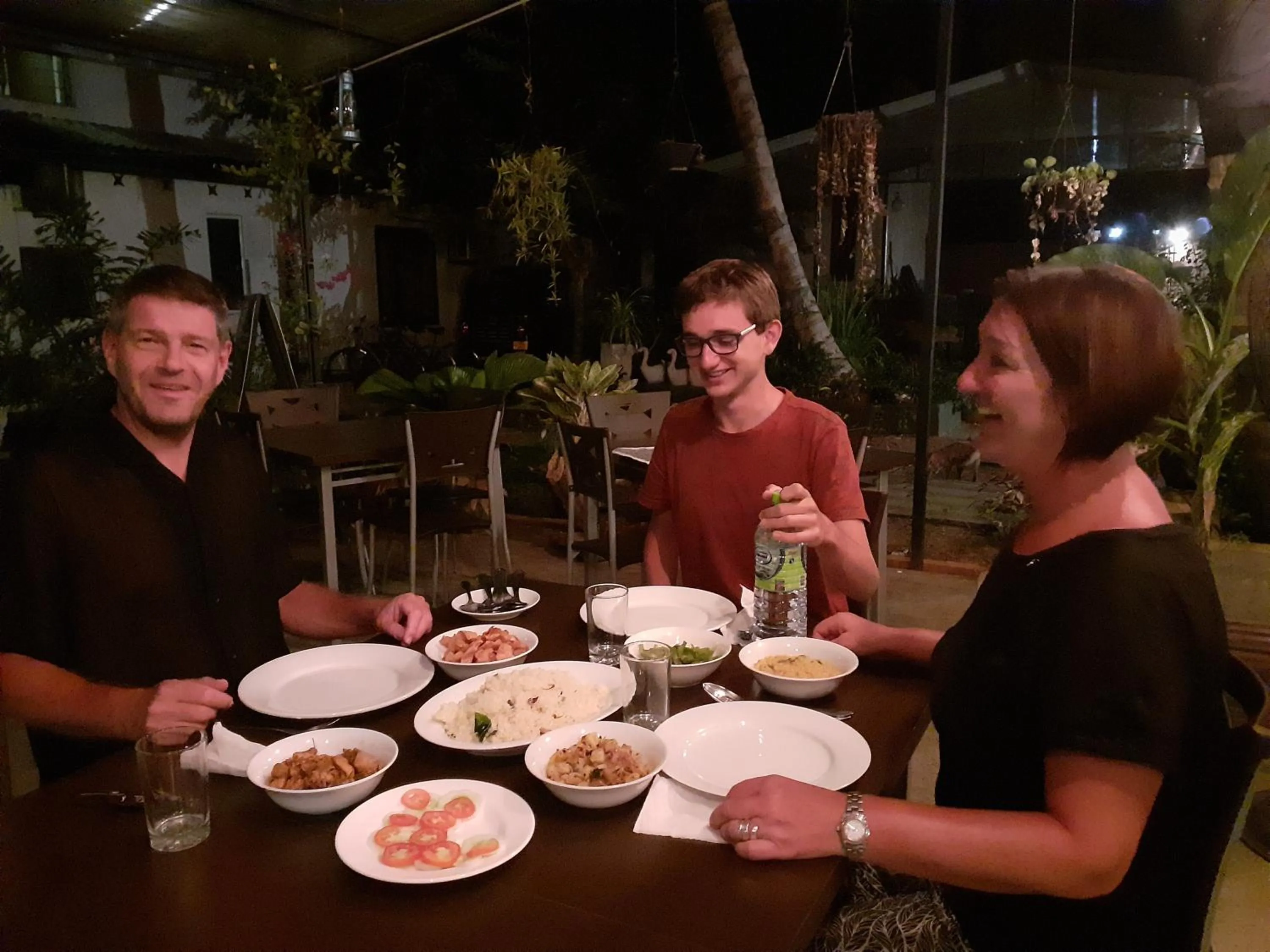Dinner in Kutumbaya