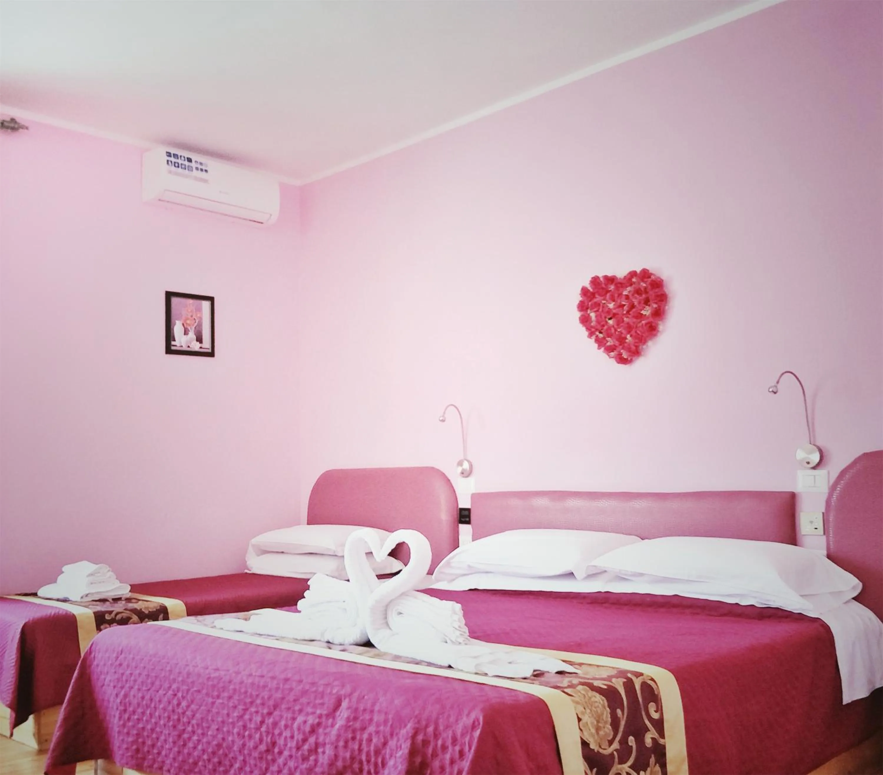 Summer, Bed in Ciclamino Siracusa