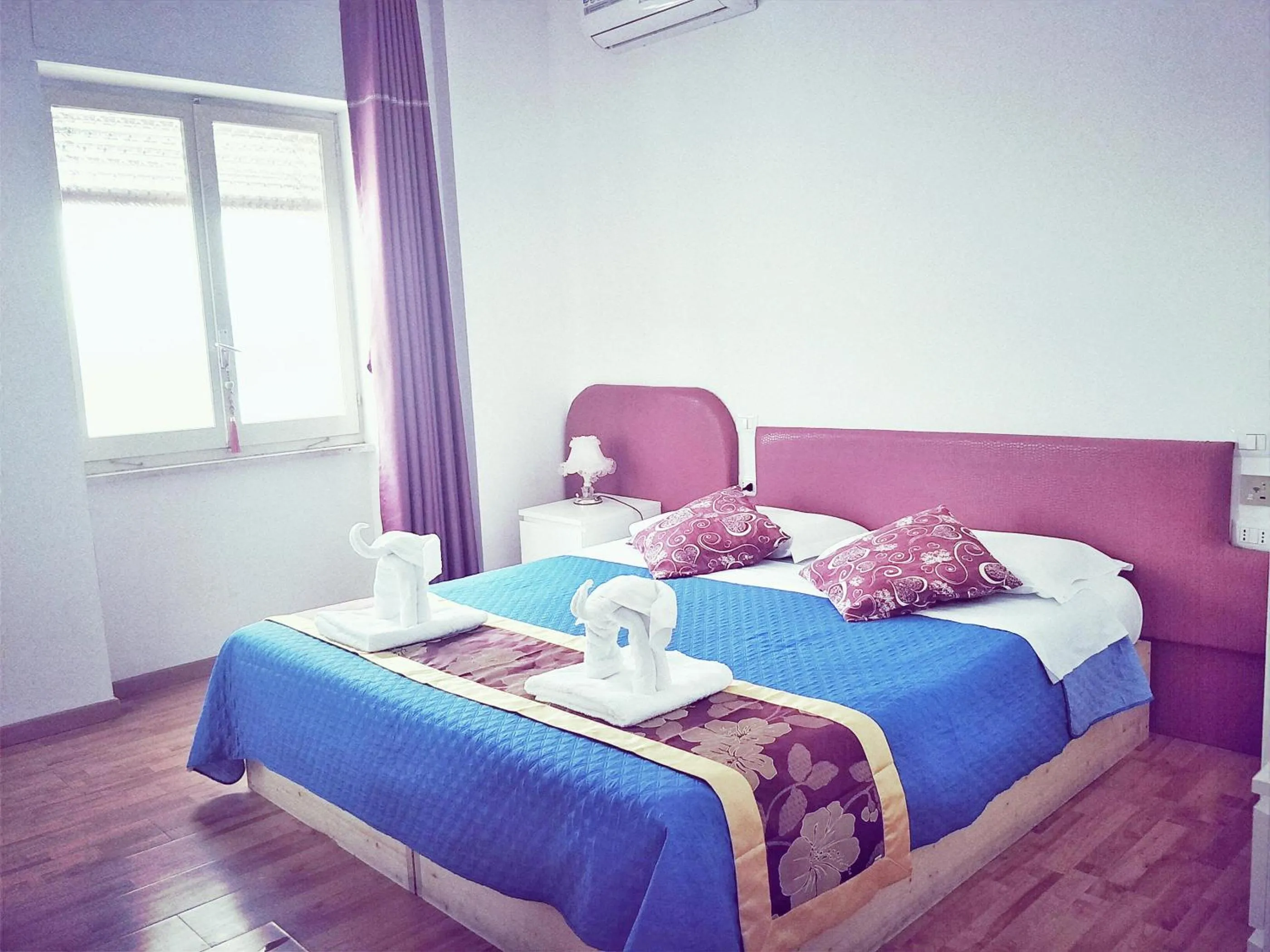 Day, Bed in Ciclamino Siracusa