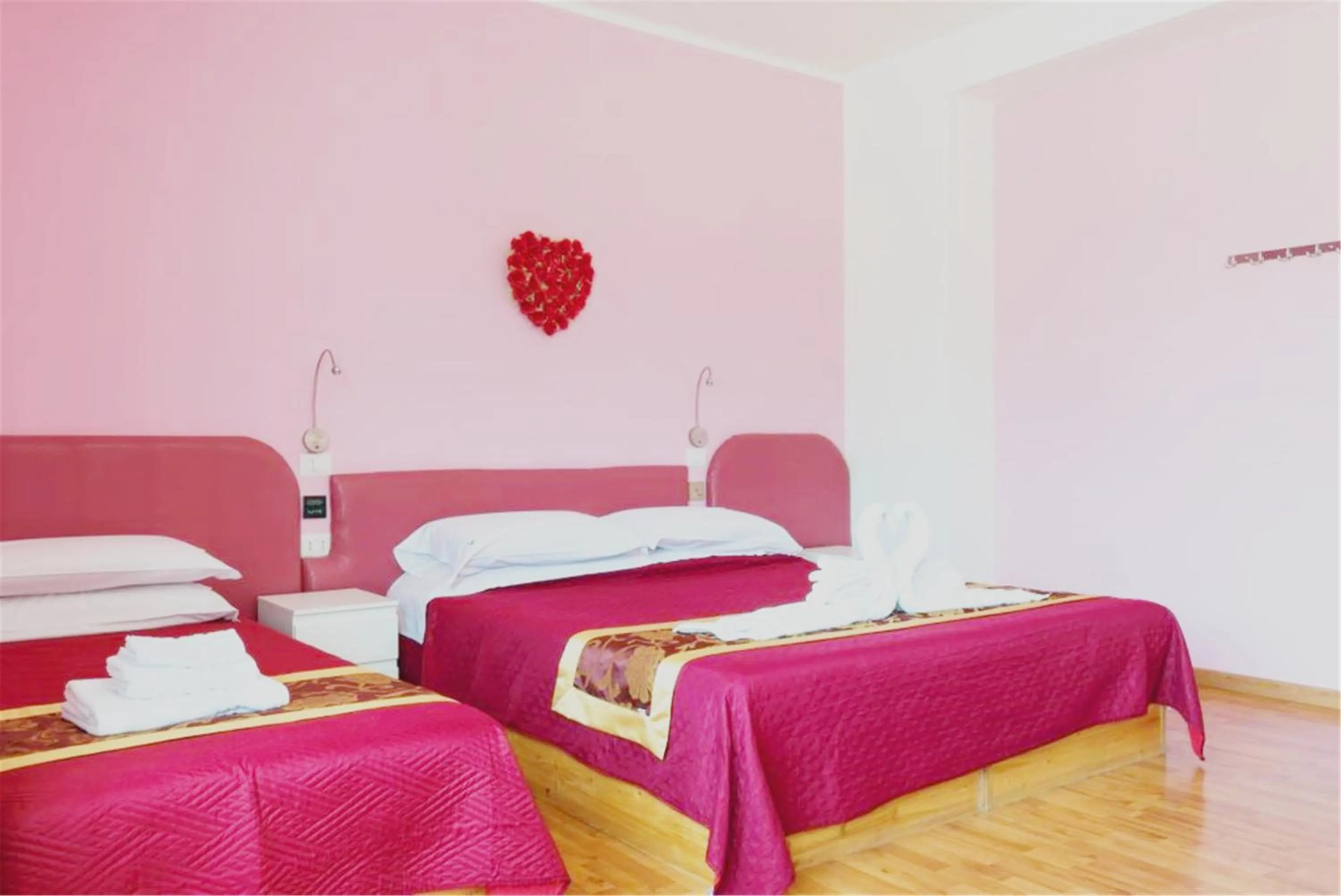 Summer, Bed in Ciclamino Siracusa