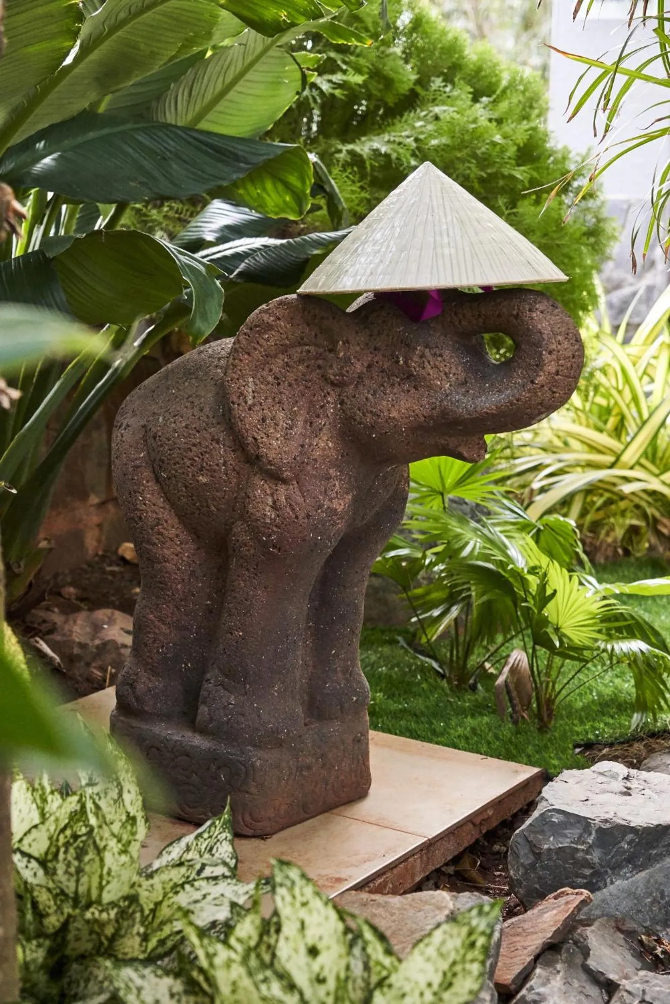 Decorative detail in The Wind Resort - Tropical Hillside Escape