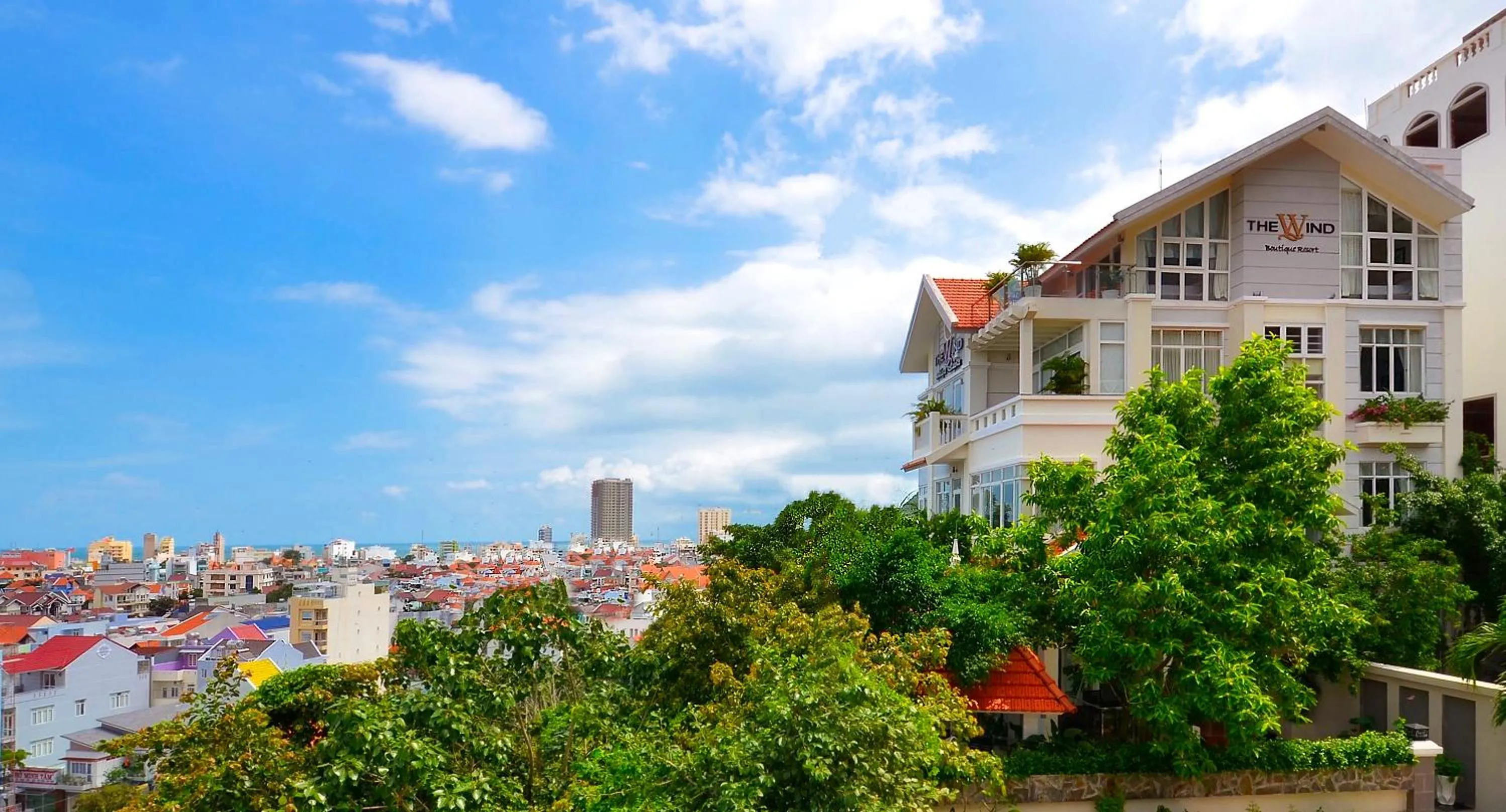 Facade/entrance in The Wind Resort - Tropical Hillside Escape