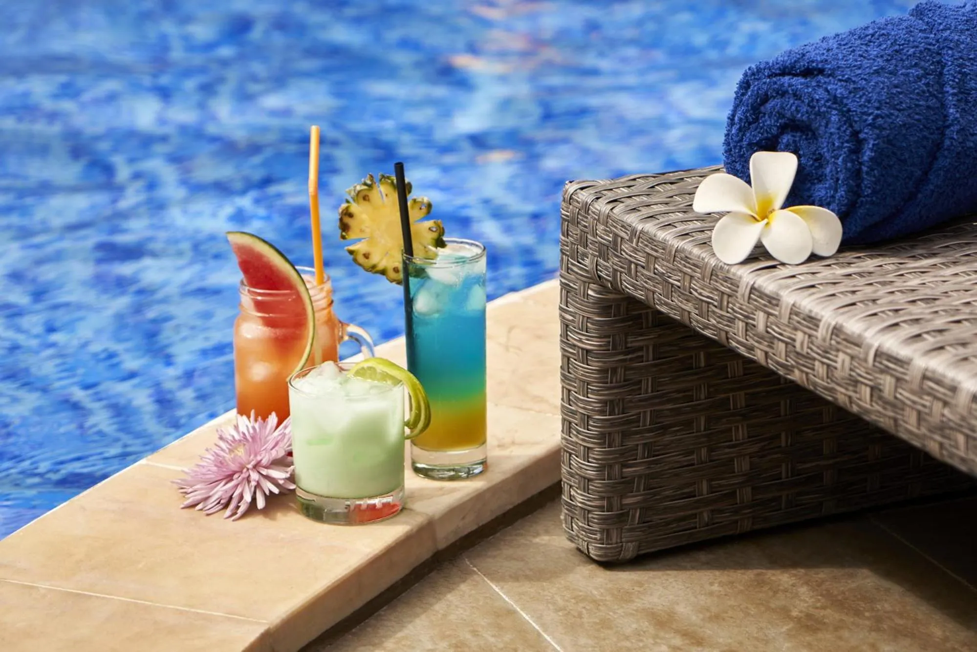 Non alcoholic drinks in The Wind Resort - Tropical Hillside Escape