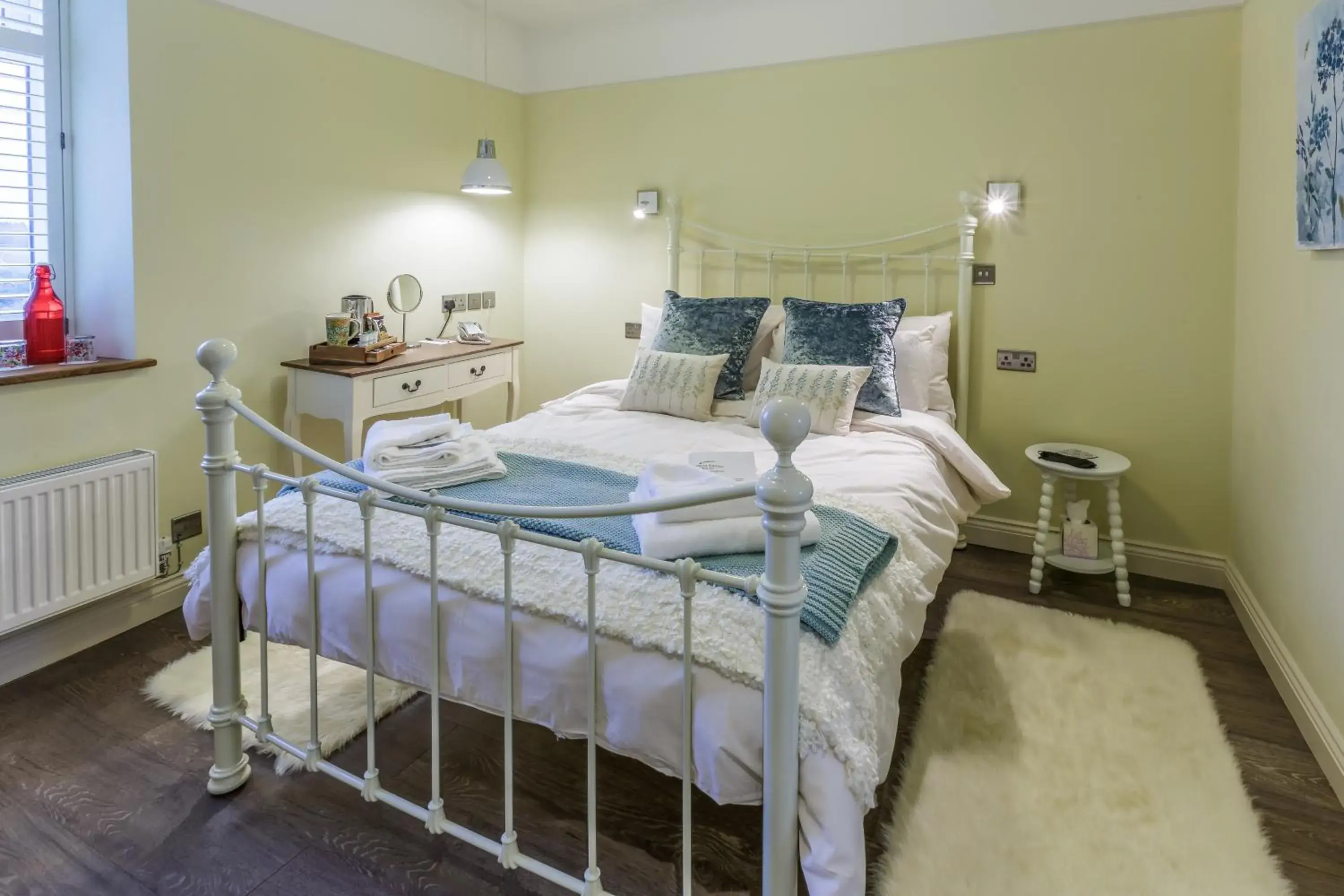 Tucana with Shower Cubicle in Thomas Wright House Tucana with Shower Cubicle in Thomas Wright House