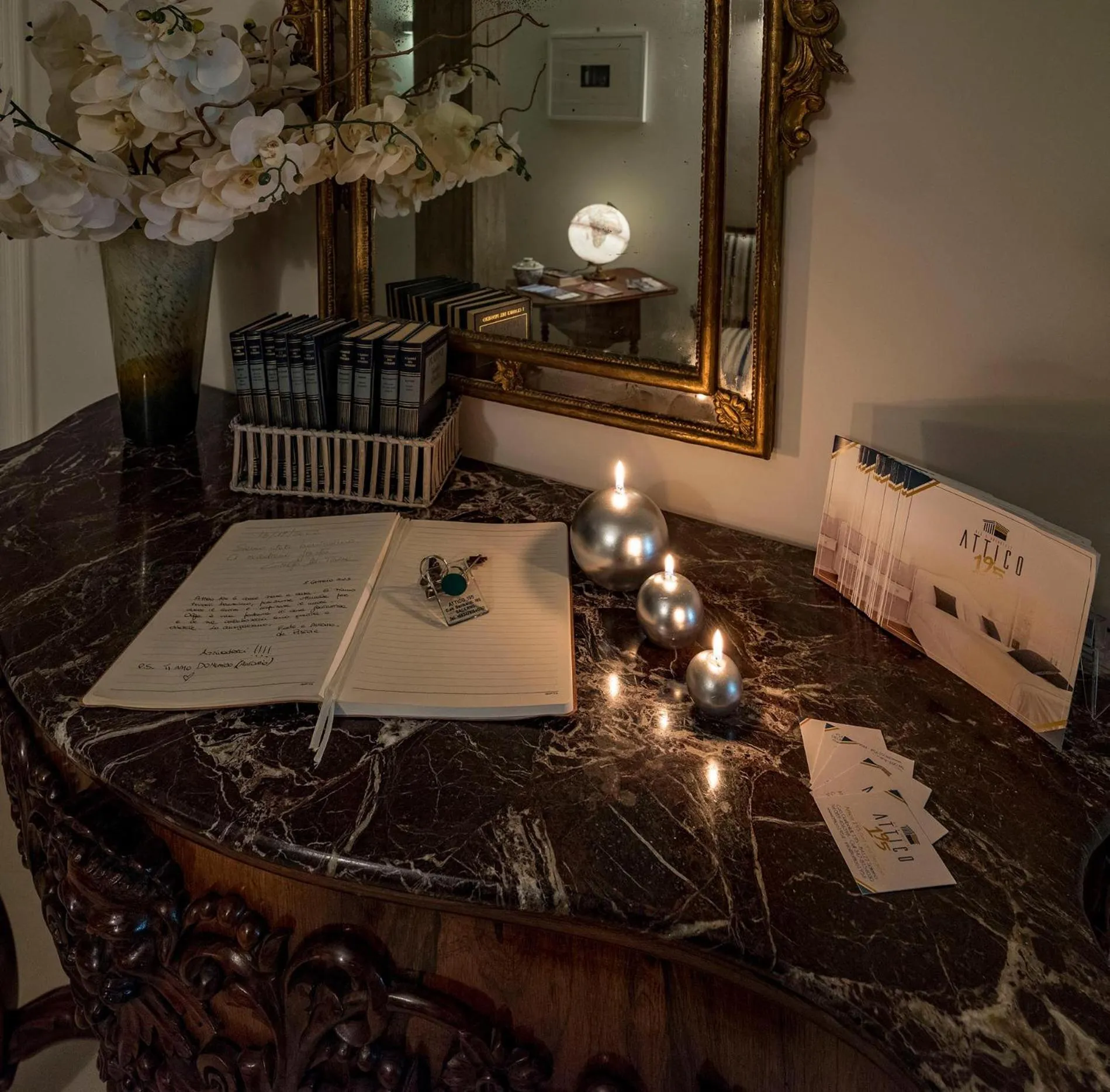 Facade/entrance in Attico 195