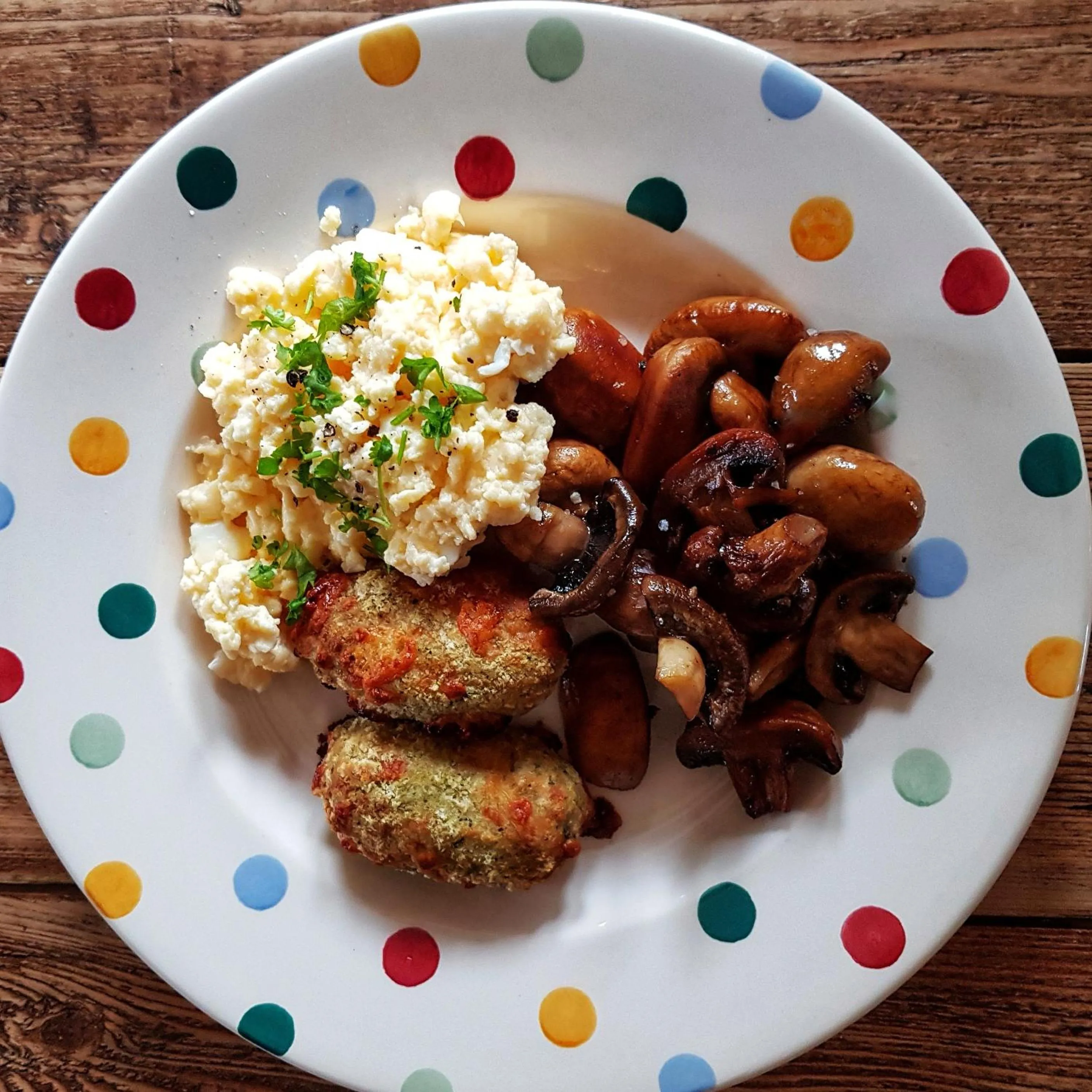 Breakfast in The Dorm Bed and Breakfast