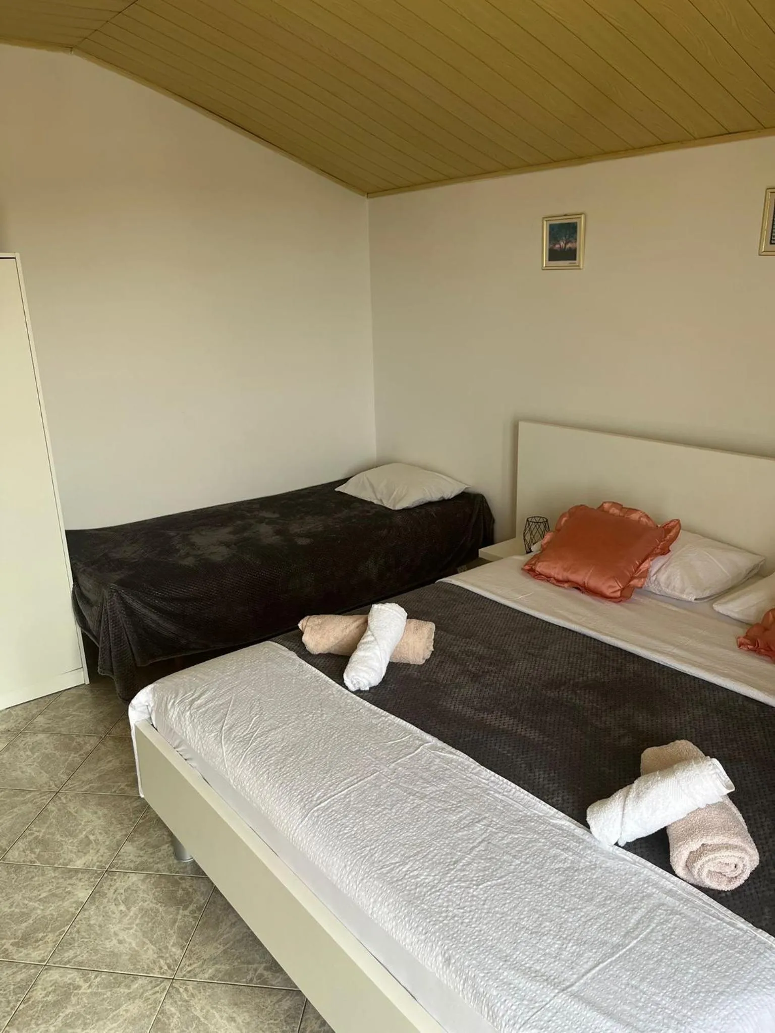 Bed in SilvioDino