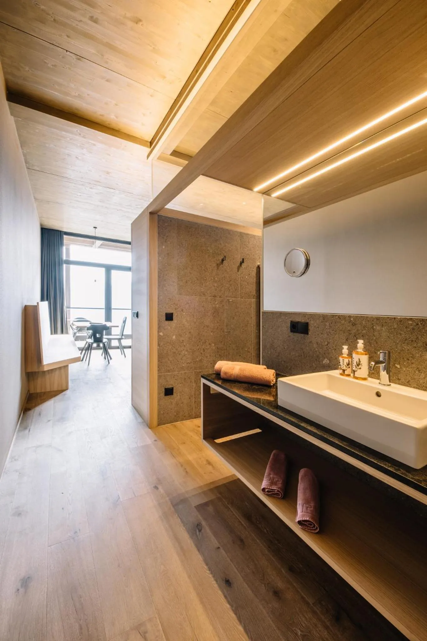 Bathroom in Panoramic Suites Winzerhöhe