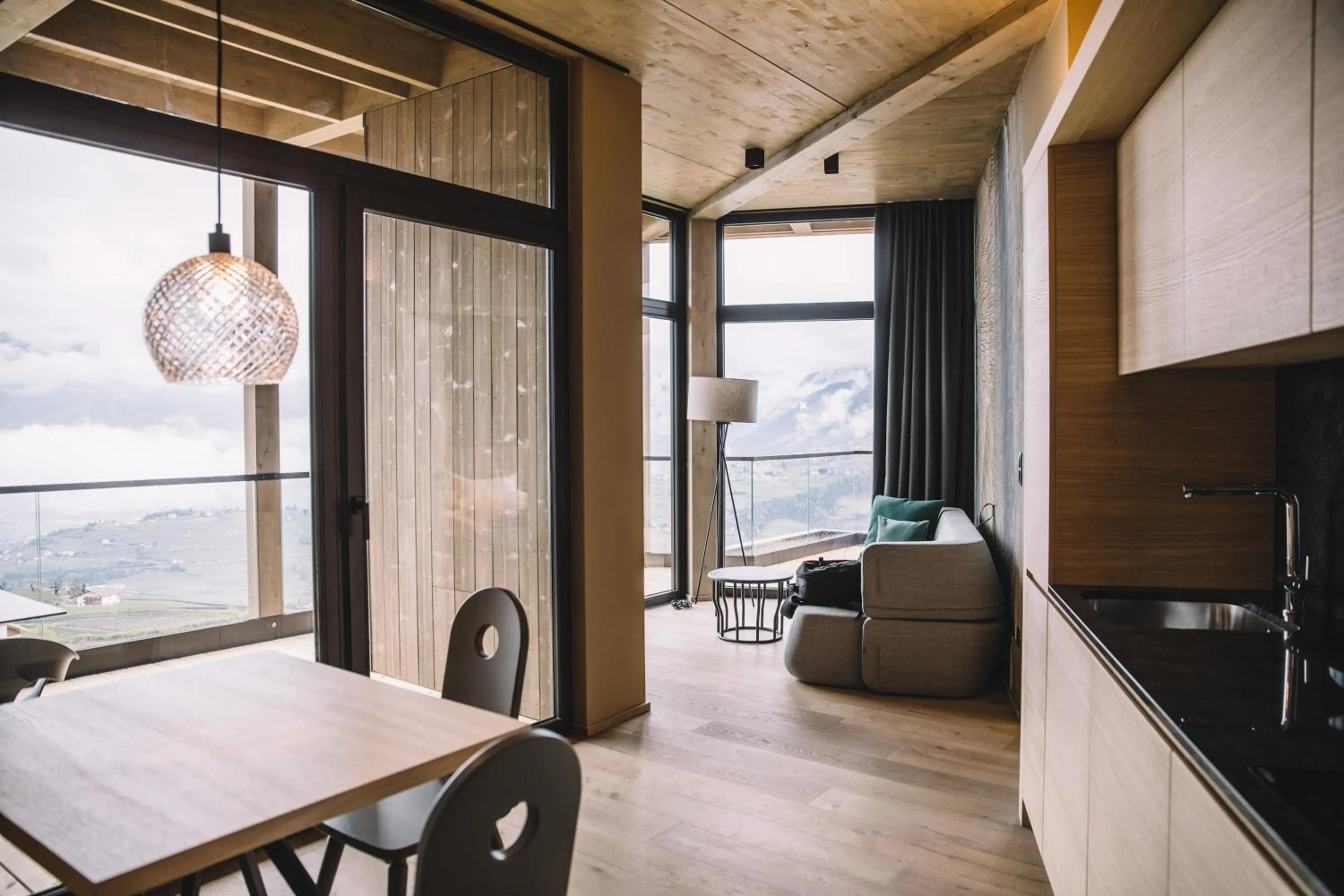 Living room in Panoramic Suites Winzerhöhe