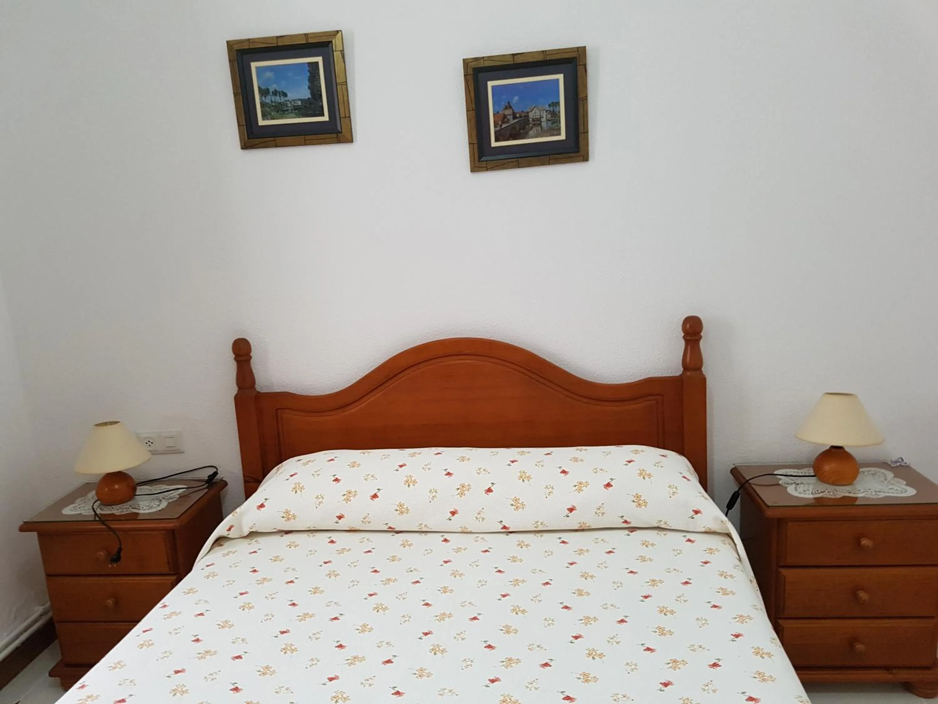 Decorative detail, Bed in El Pedroso