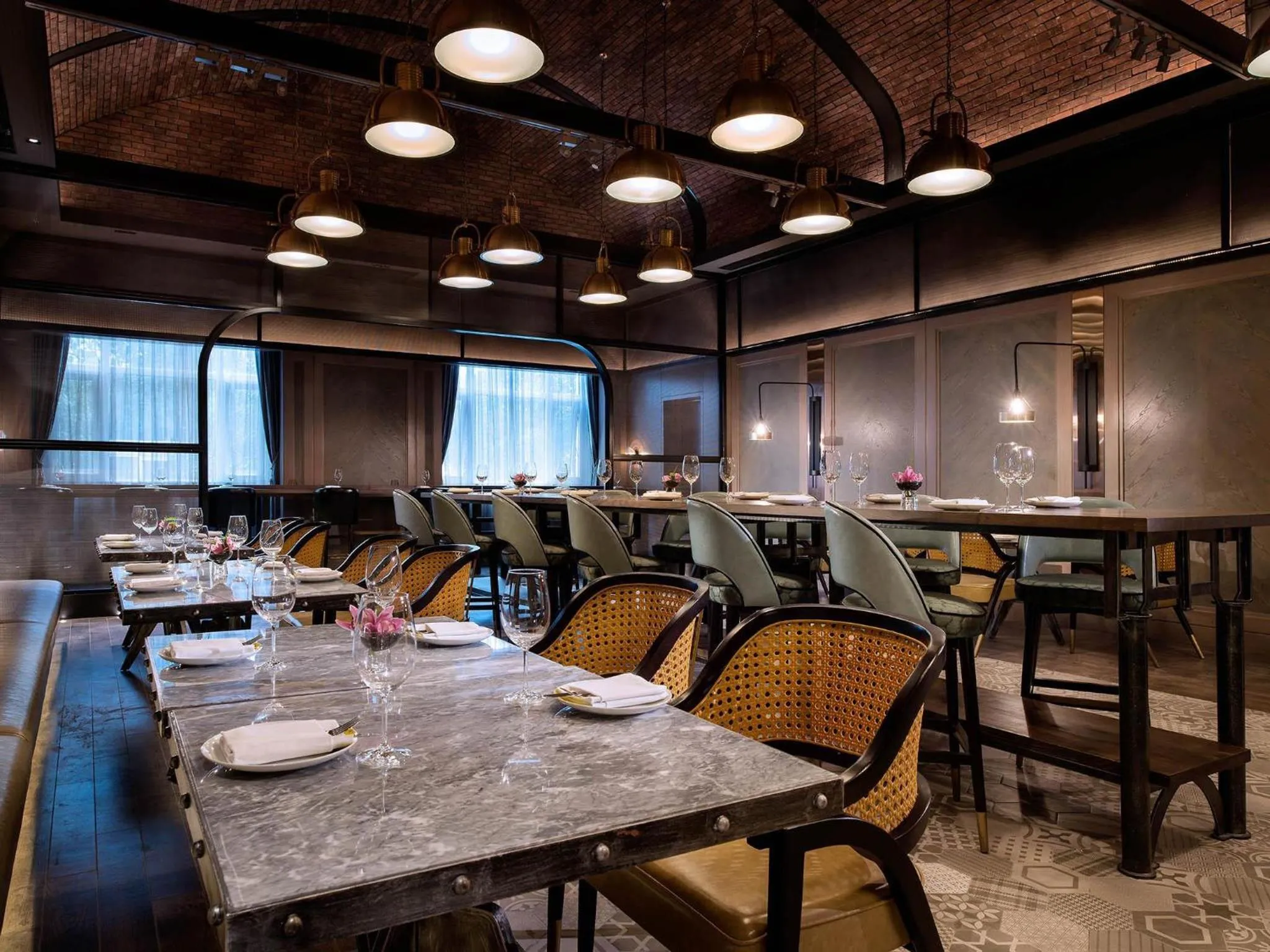 Lounge or bar in Sofitel Shanghai Hongqiao