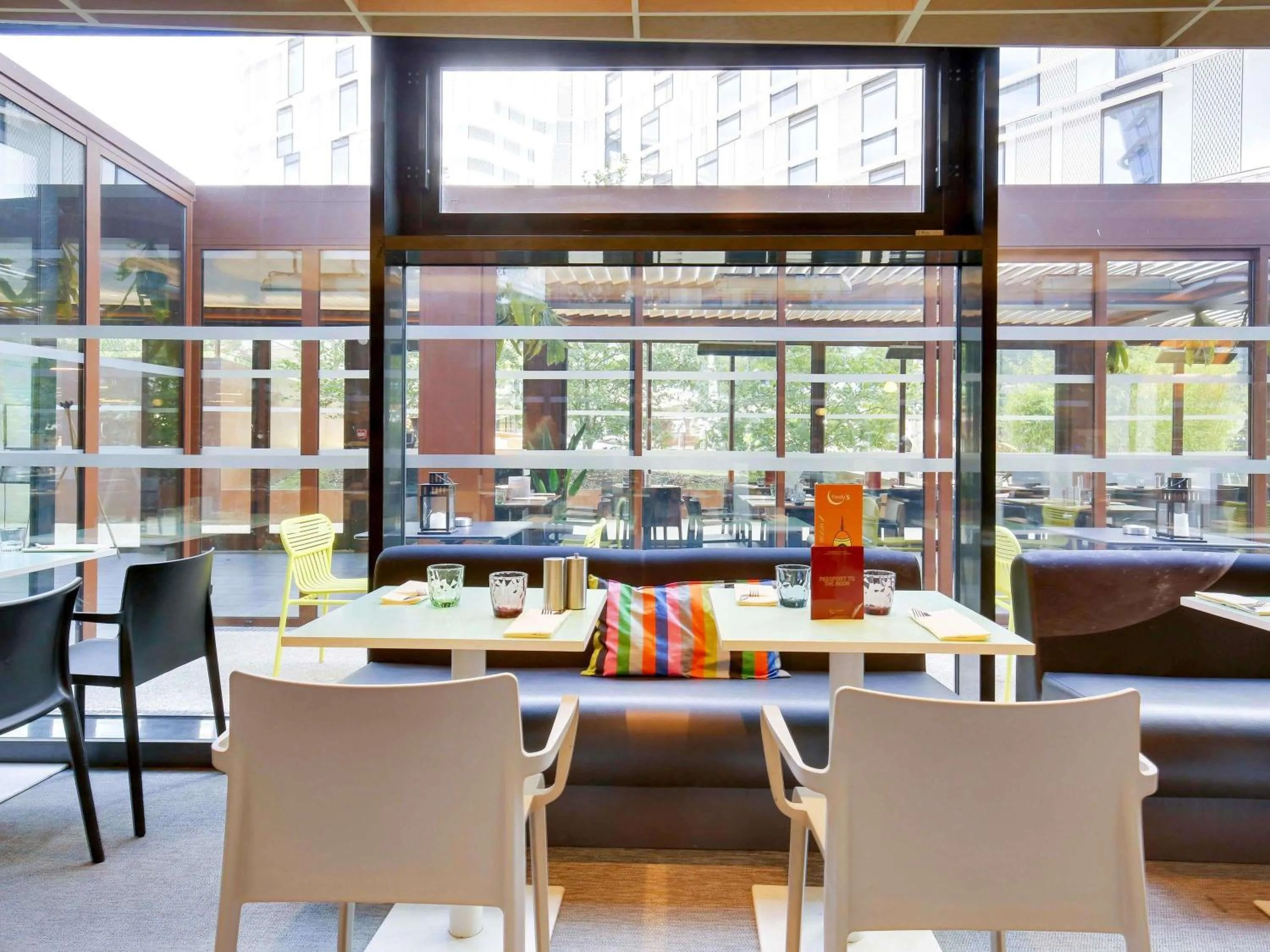 Restaurant/places to eat in ibis Styles Paris Charles de Gaulle Airport