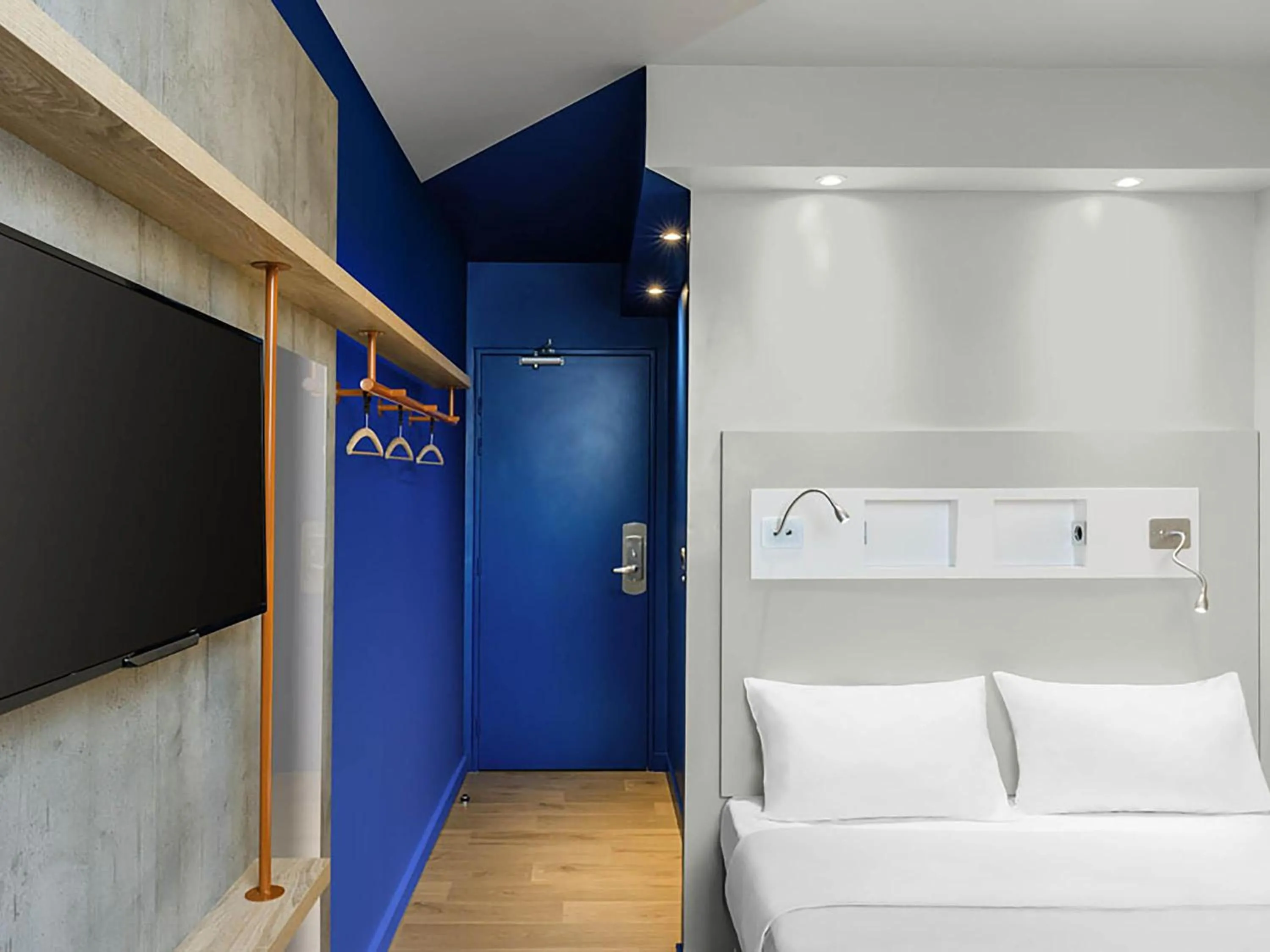 Bedroom, Bed in ibis budget Amsterdam City South