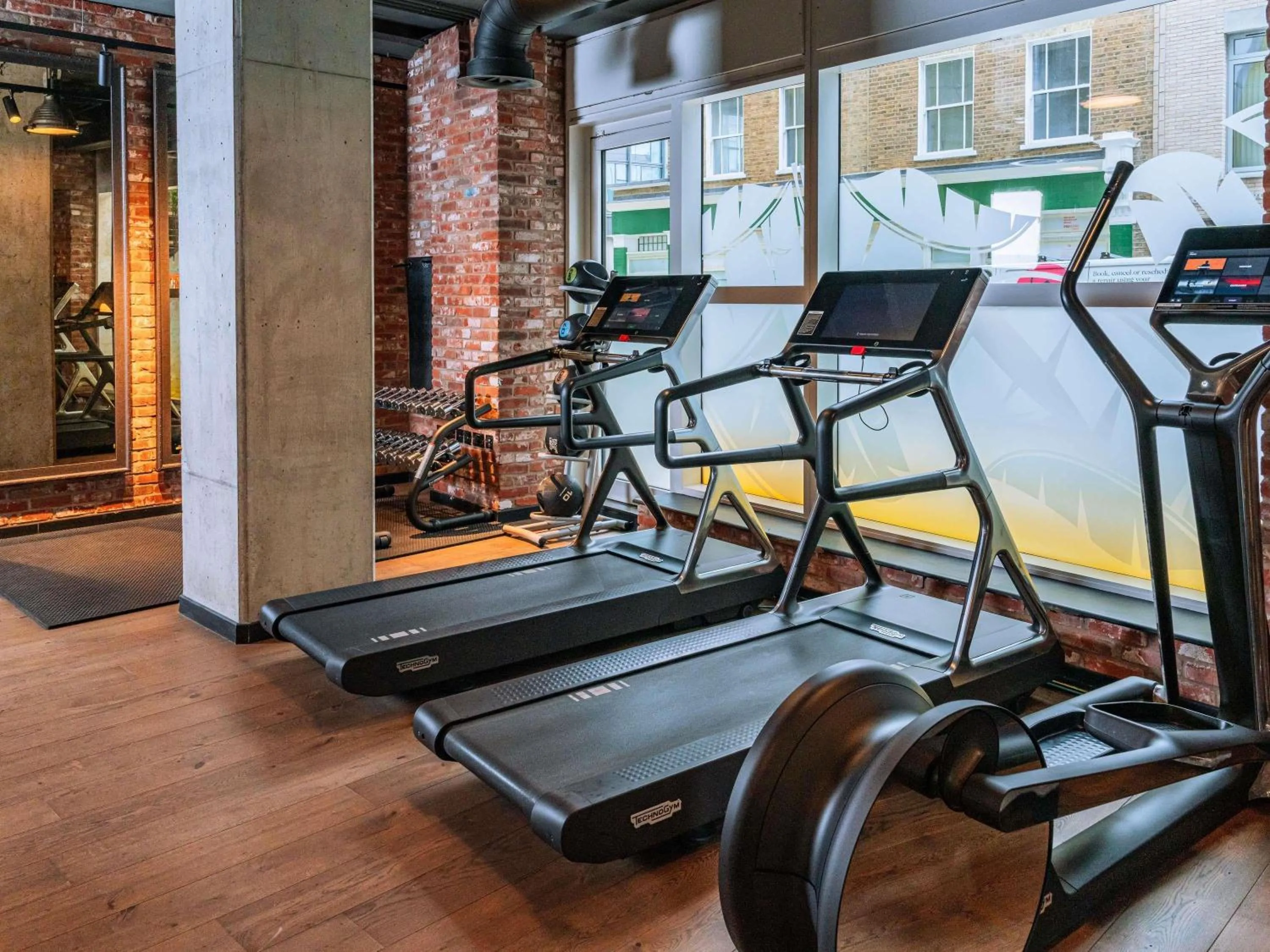 Fitness centre/facilities in Novotel London Canary Wharf