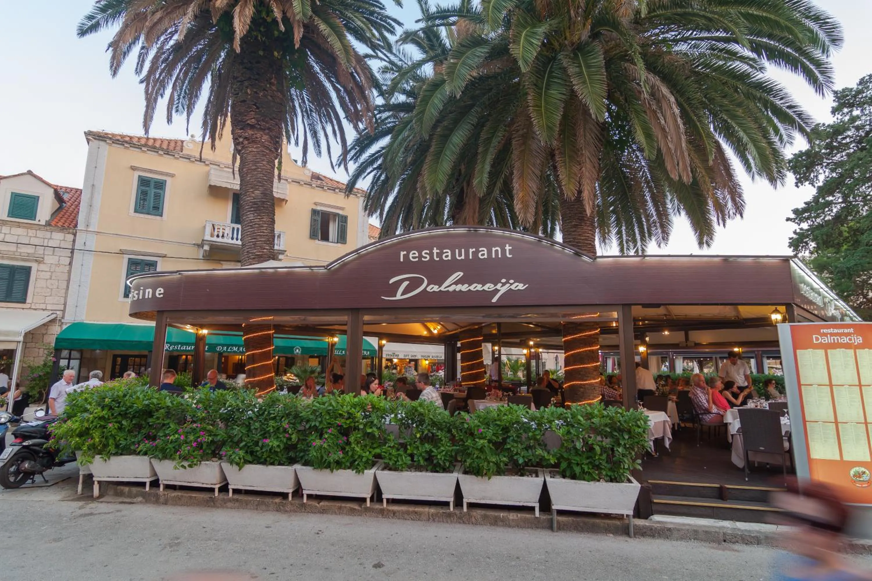 Restaurant/places to eat in Boutique Hotel Villa Pattiera