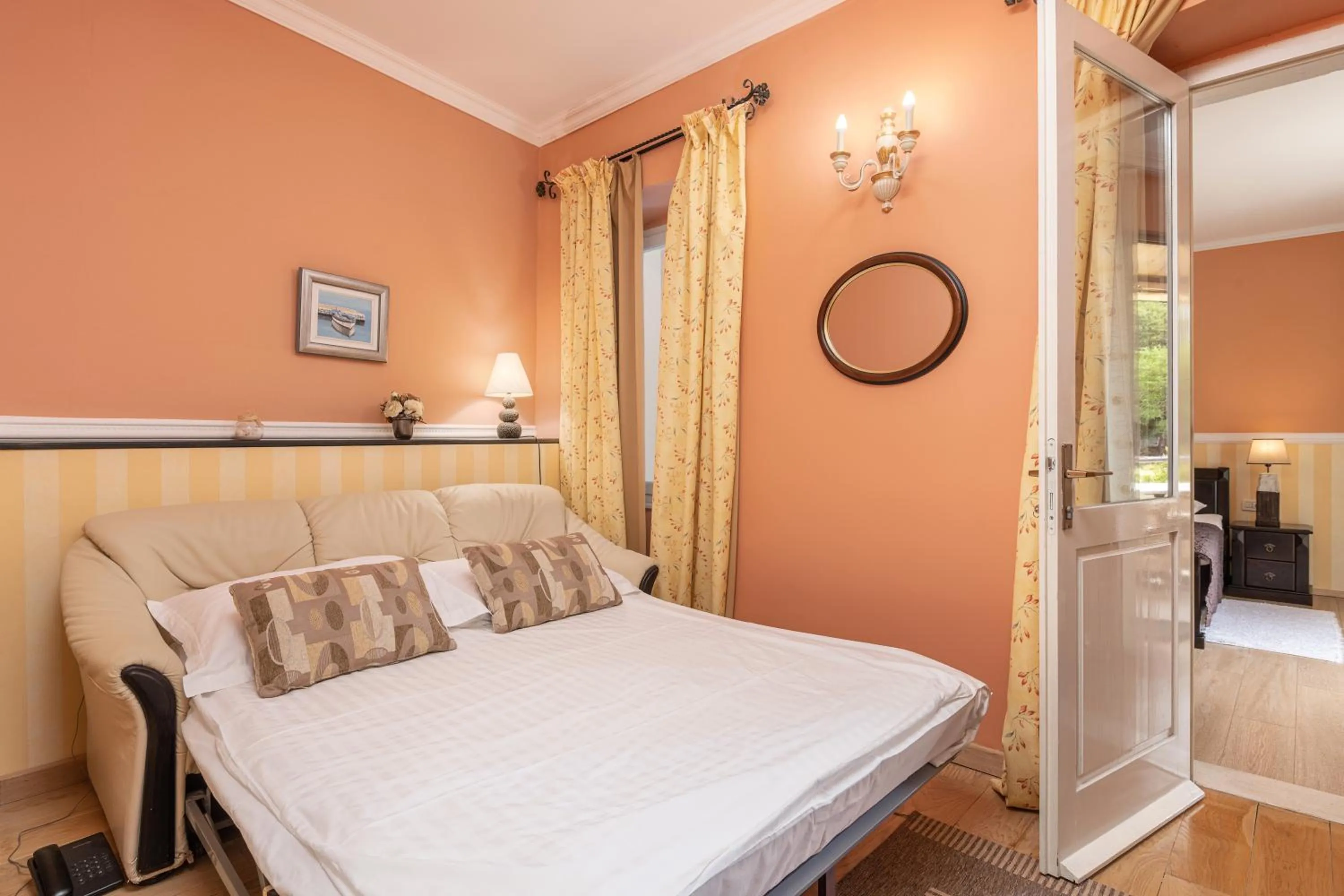 Bed in Boutique Hotel Villa Pattiera