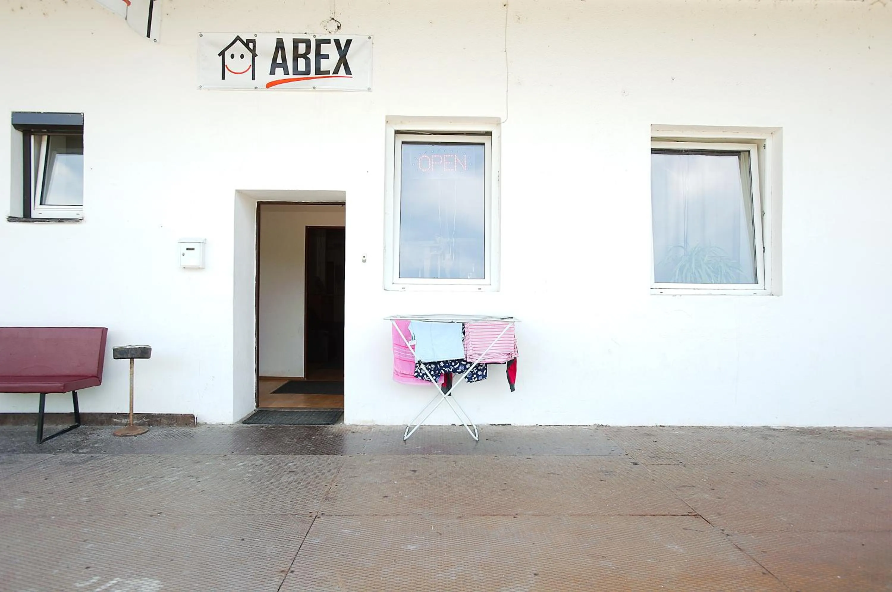 Facade/entrance in Hostel ABEX