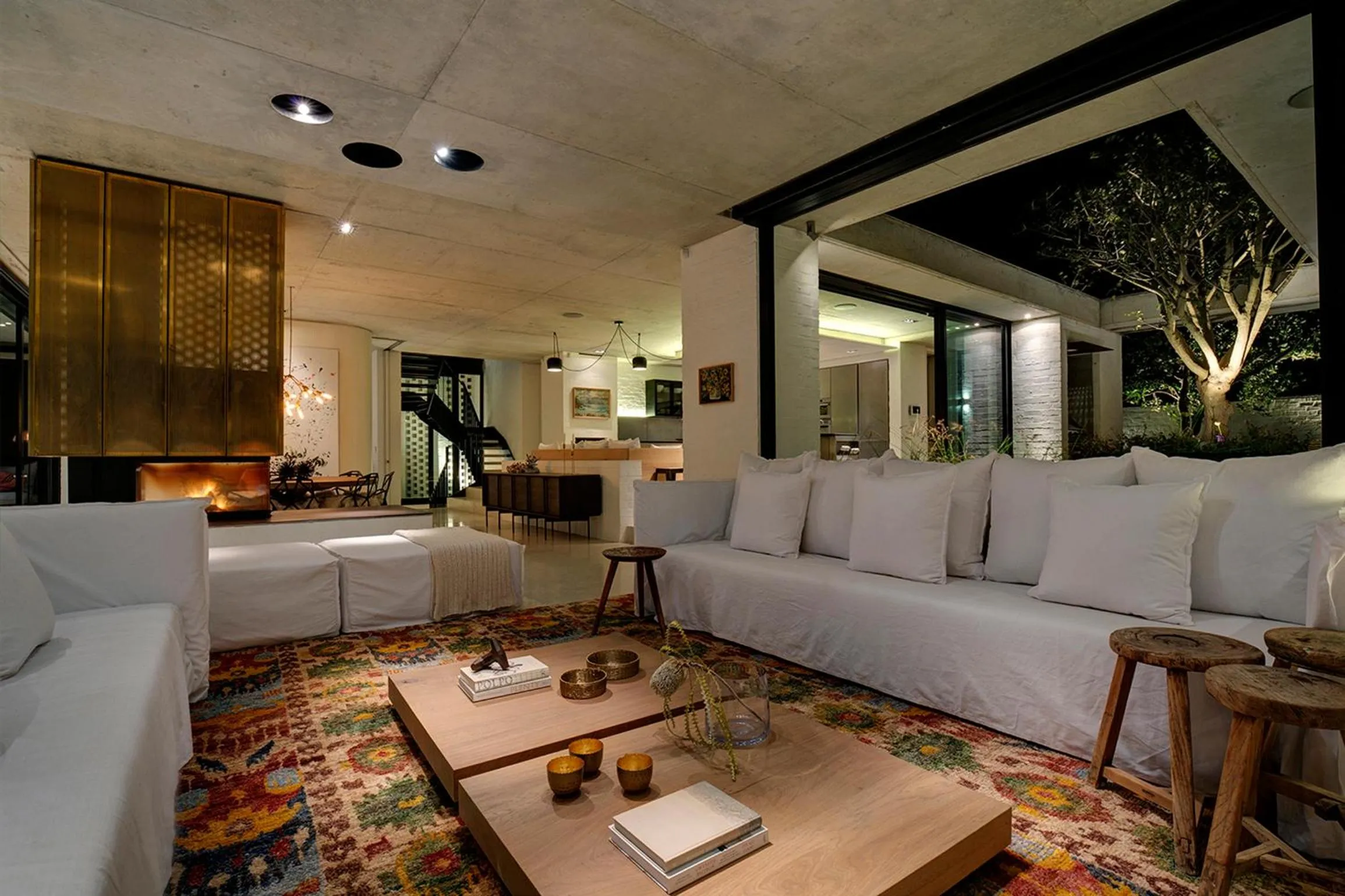 Living room in Restio River House